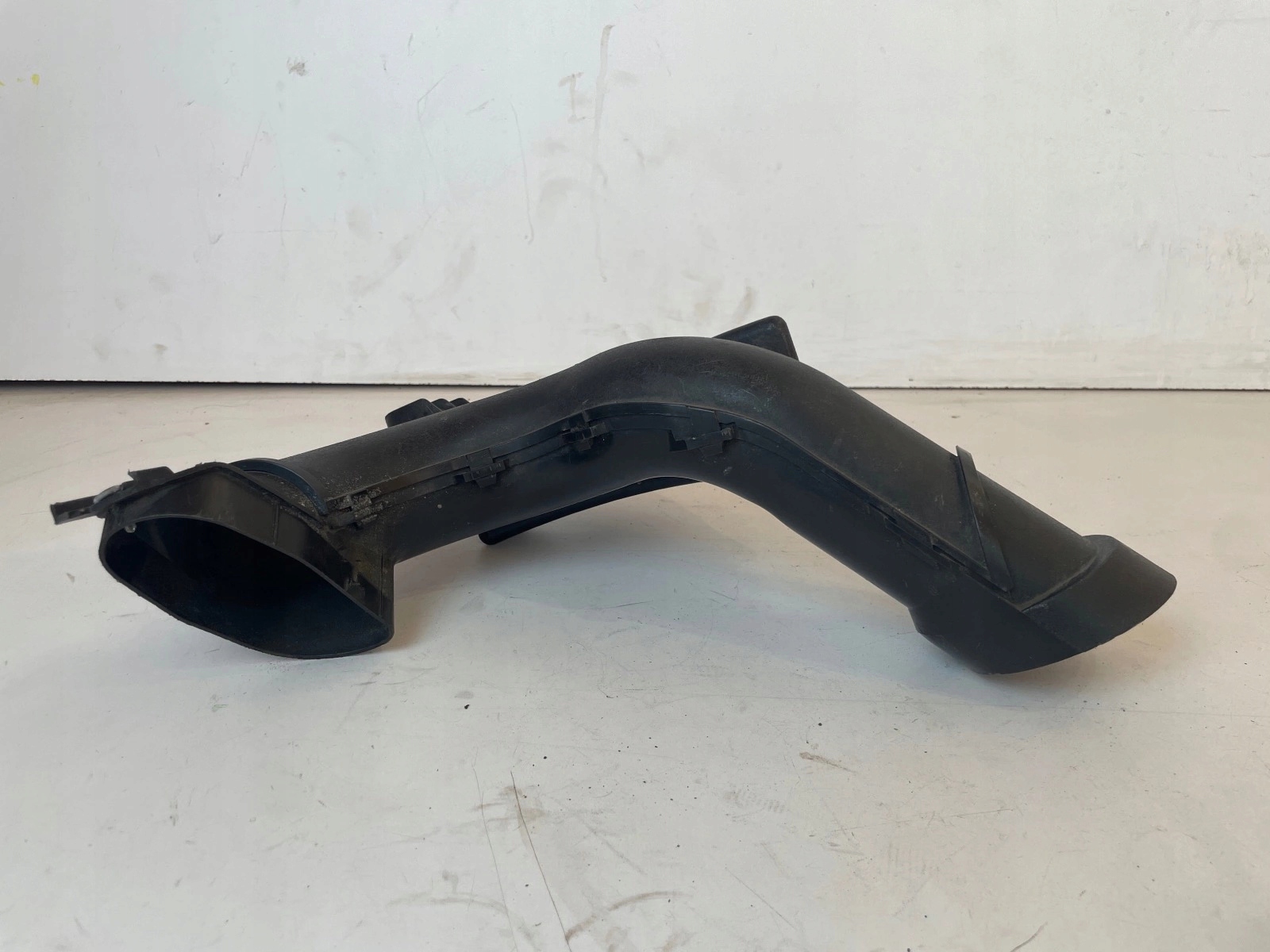 Rezonator luft Nissan Juke F15 Lift 1.2