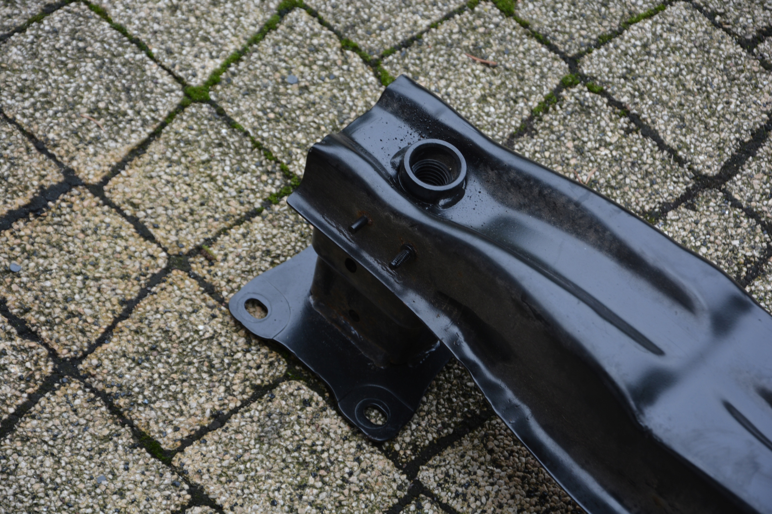 BELKA WZMOCNIENIE ZDERZAKA TYŁ VW GOLF 7 5G0807305D Numer katalogowy części BELKA WZMOCNIENIE ZDERZAKA TYŁ VW GOLF 7 5G0807305D