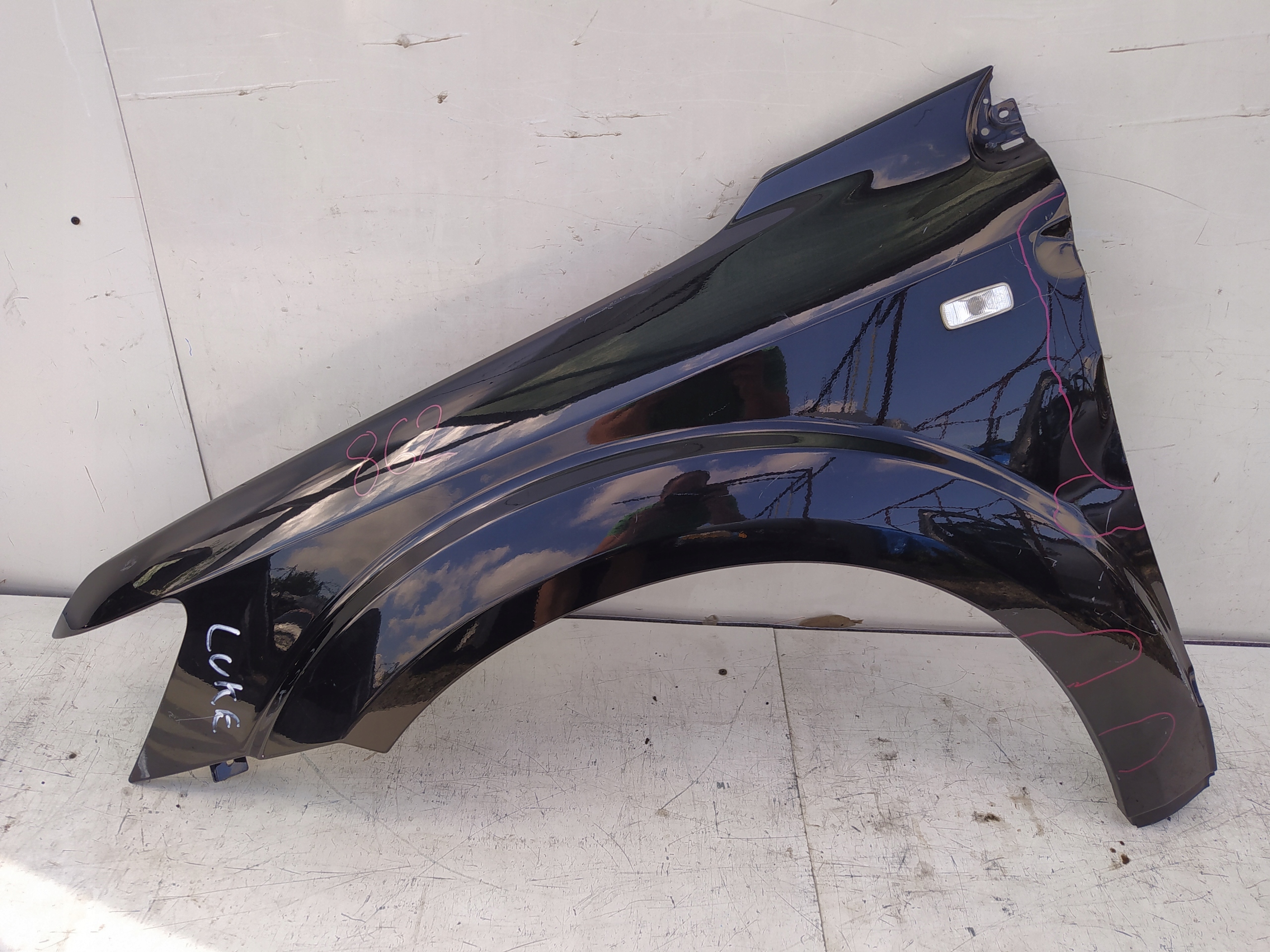 DODGE ДЖОУРНЕЙ КРИЛО ЛІВИЙ ПЕРЕД ПЕРЕДНІЙ