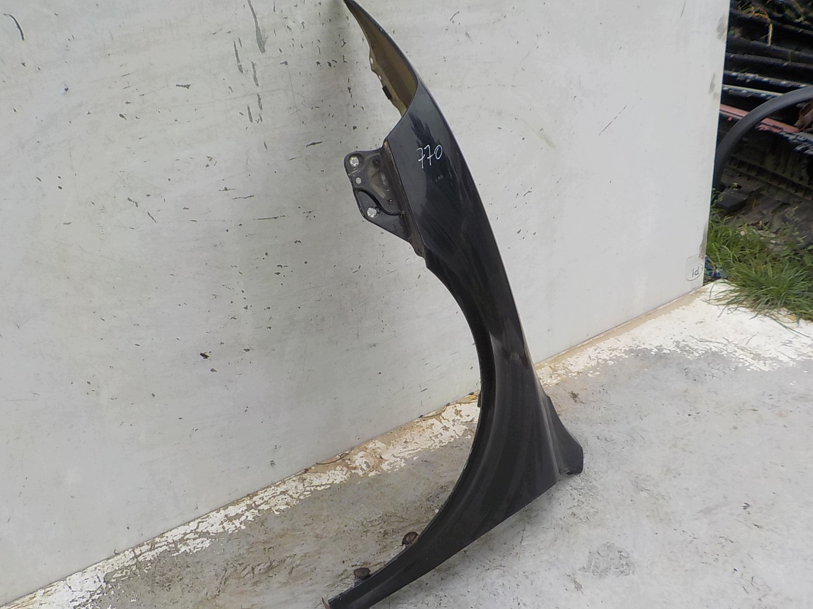 770 SKODA OCTAVIA II 2 fender left front front