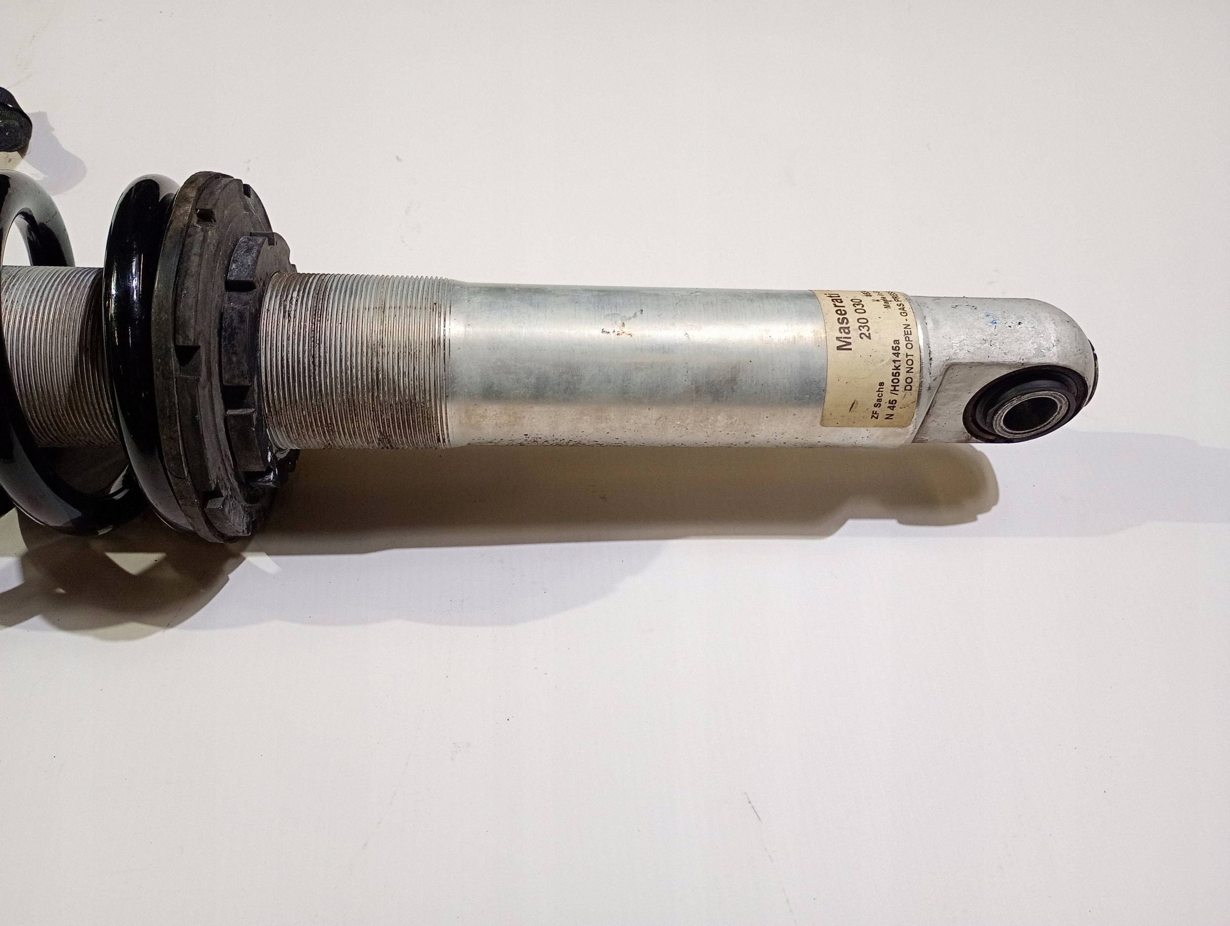 shock absorber mcperson spring right left rear part Maserati GranTurismo 2008