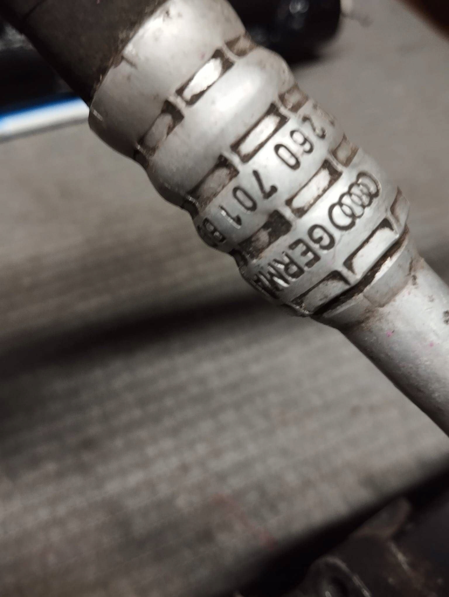 vw PASSAT B5 FL Audi A4 2.5 компрессор кондиционера 8FK351126961