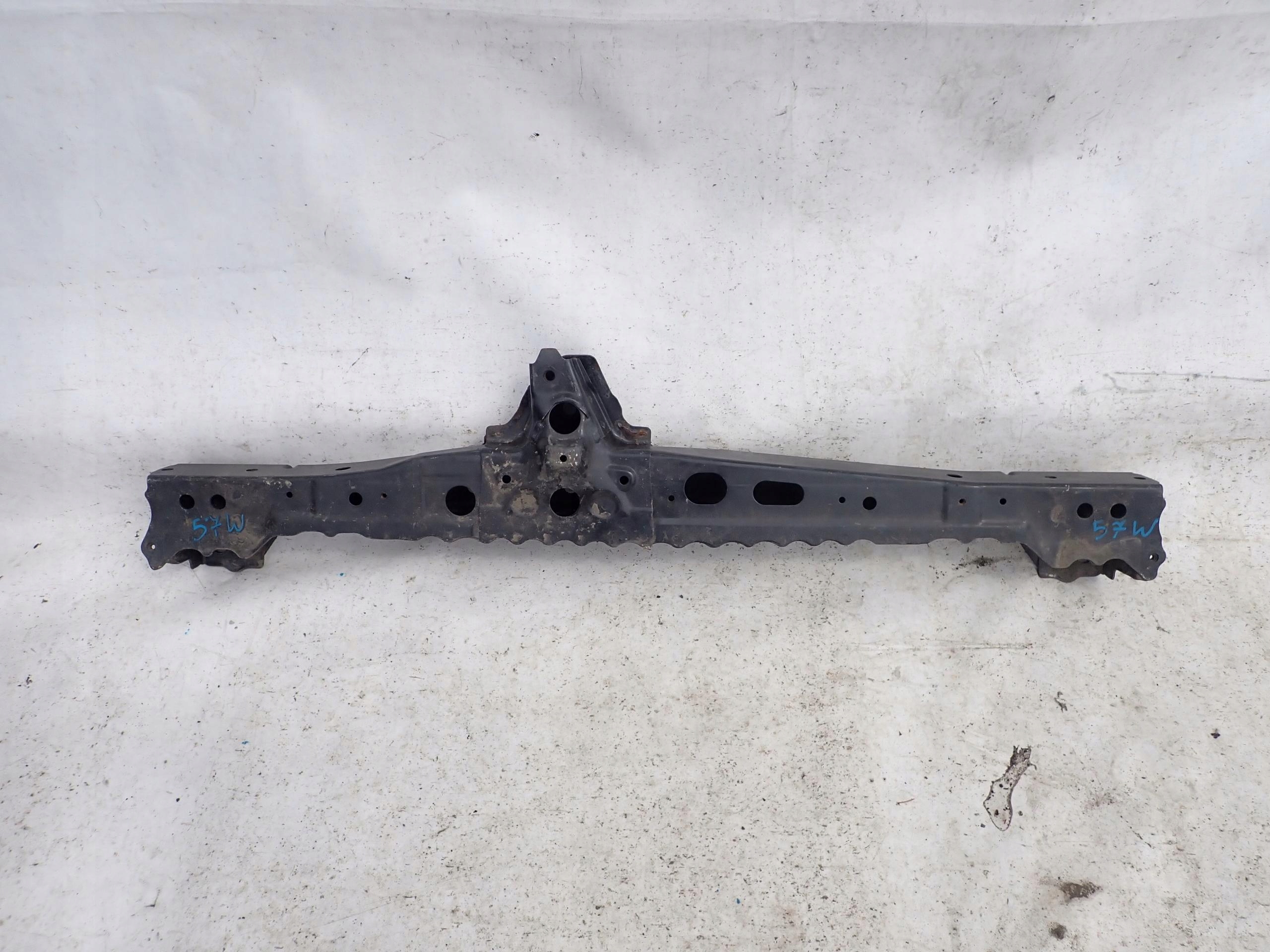 TOYOTA VERSO 09- sider lower of the engine front