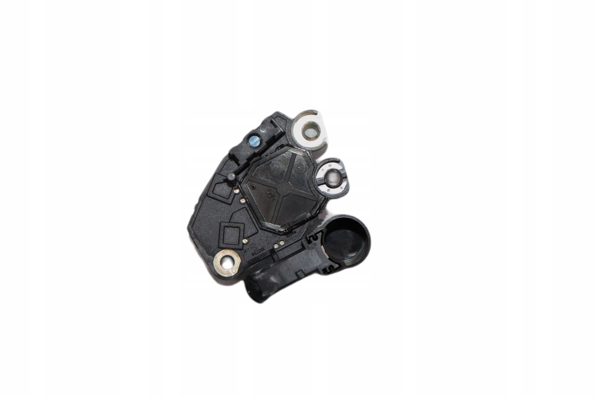 Regulator napięcia Oryg. Valeo Renault Megane 1.9 Numer katalogowy części ARE3141 VALEO