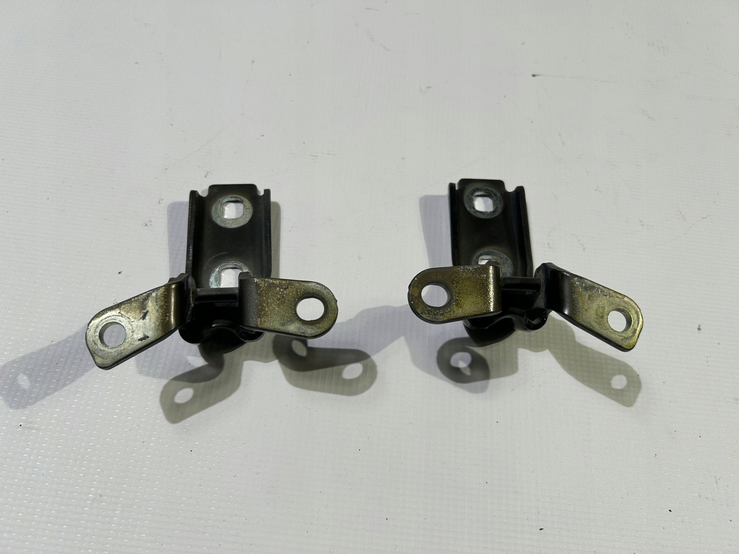 hinges hinge door prawych komplet right Chevrolet Camaro 2009r