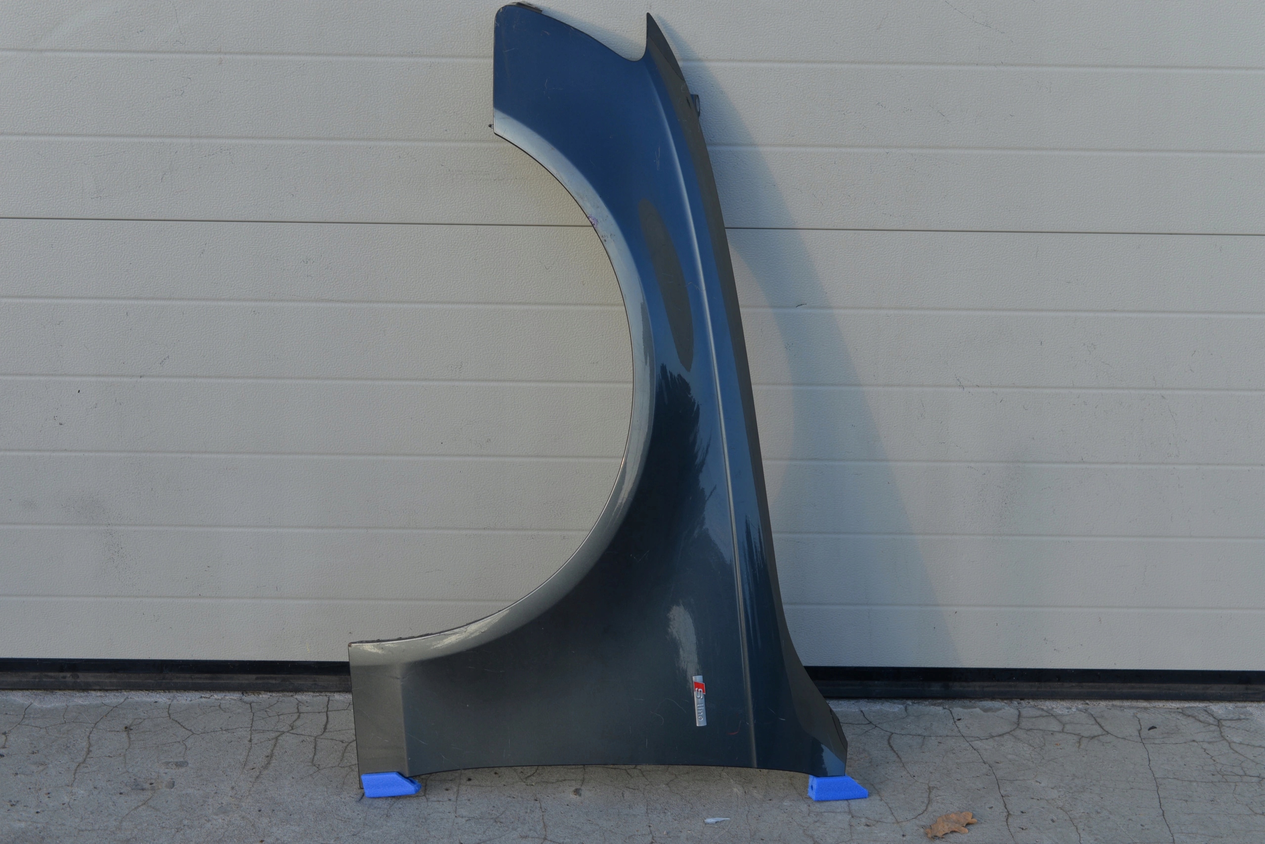 AUDI A4 B8 LIFT BŁOTNIK LEWY PRZEDNI PRZÓD