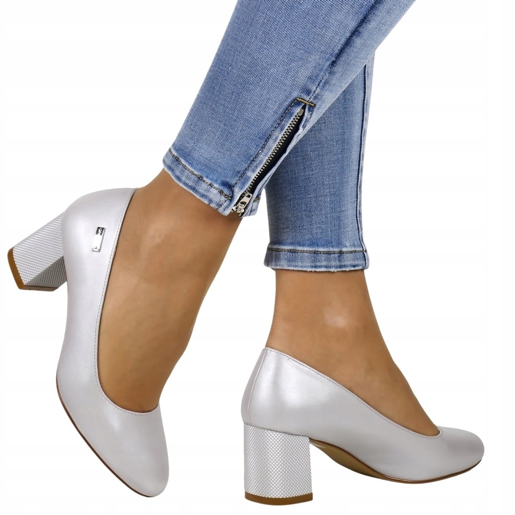 DAMSKIE CZÓŁENKA BUTY NA OBCASIE STABILNE SREBRNE PERŁOWE KARBOWANY OBCAS Marka bez marki