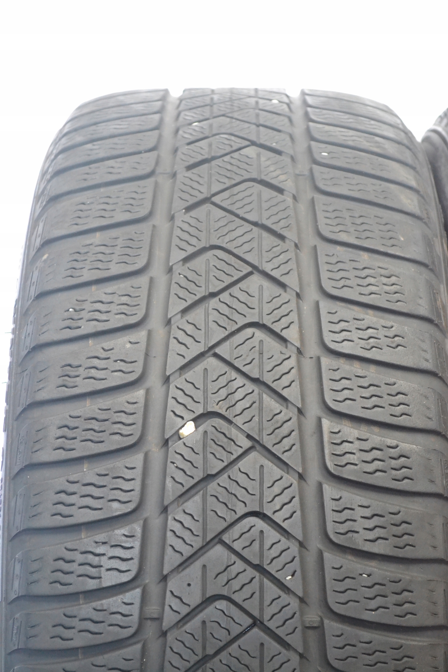 225/40R18 92V PIRELLI SOTTOZERO 3 RFT x2szt 7633z Sezon zimowe