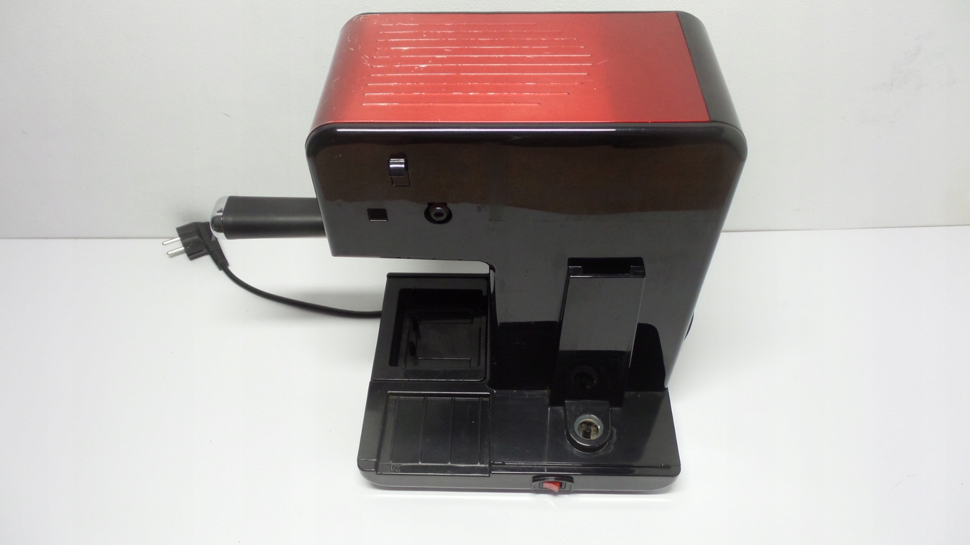 Ekspres do Kawy Breville PrimaLatte II VCF108X Ciśnienie 19 bar