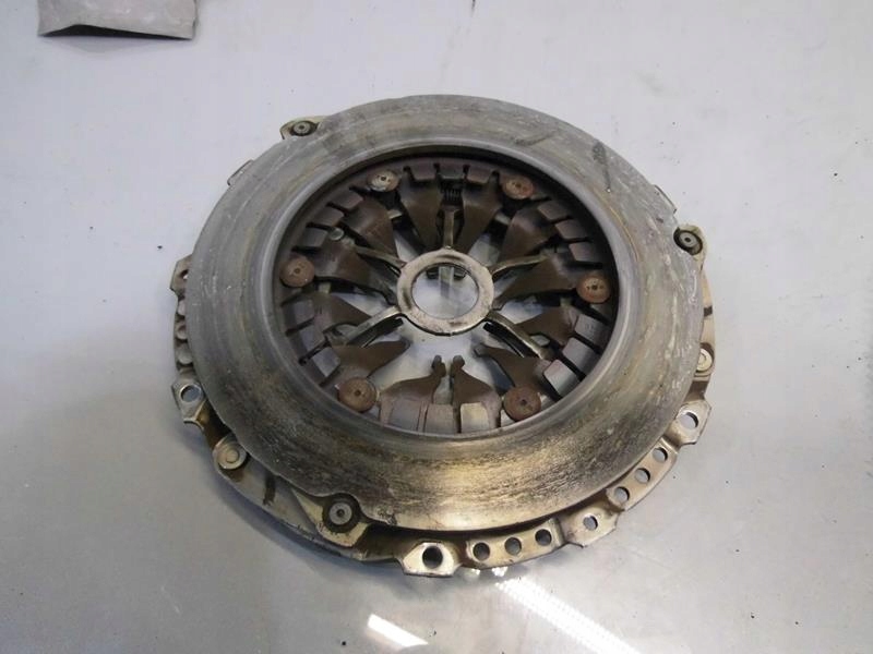 KOŁO ZAMACHOWE DOCISK VW PASSAT CC 1.8 TFSI Typ samochodu Samochody osobowe