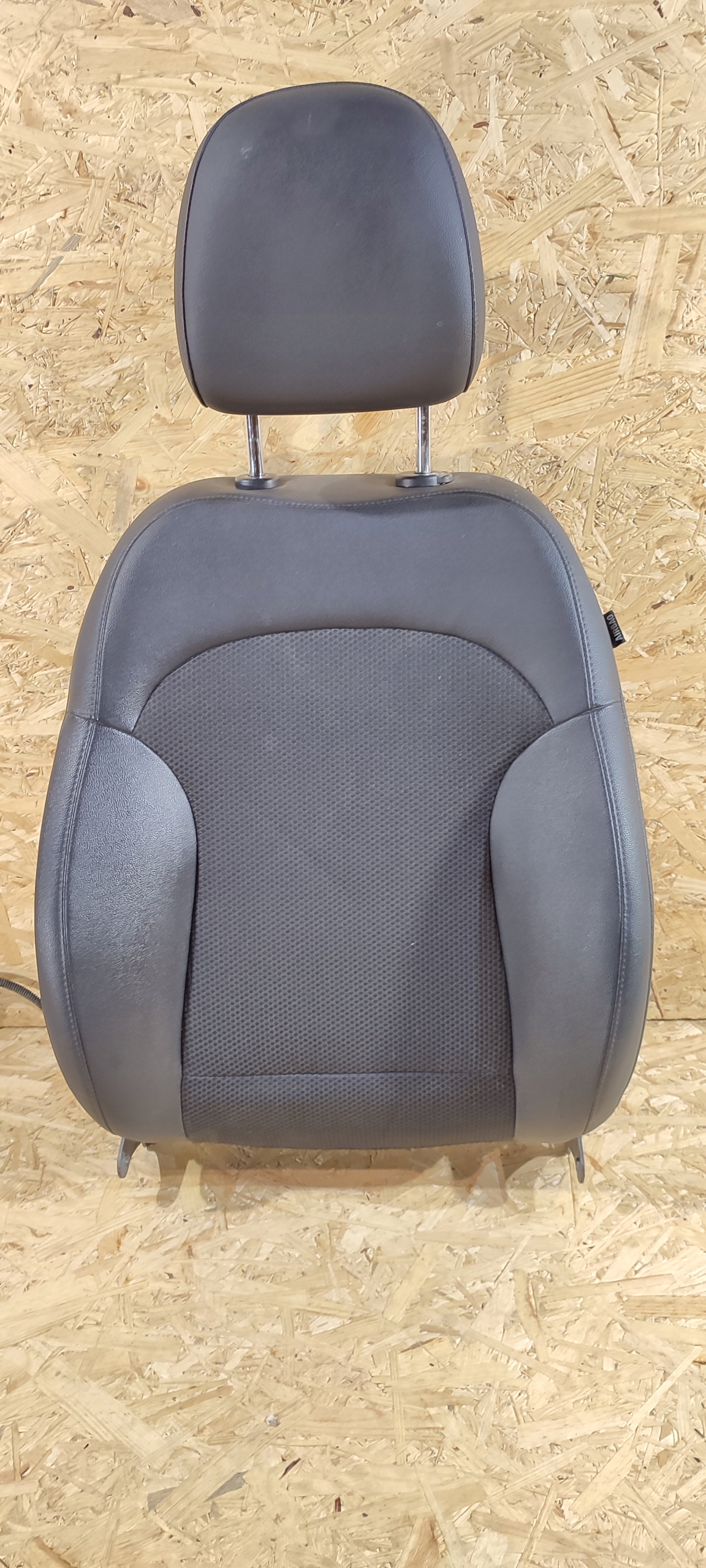 HYUNDAI Ix35 СПИНКА СИДЕНЬЯ ОБИВКА СИДЕНЬЕ ПОДГЛАВНИК