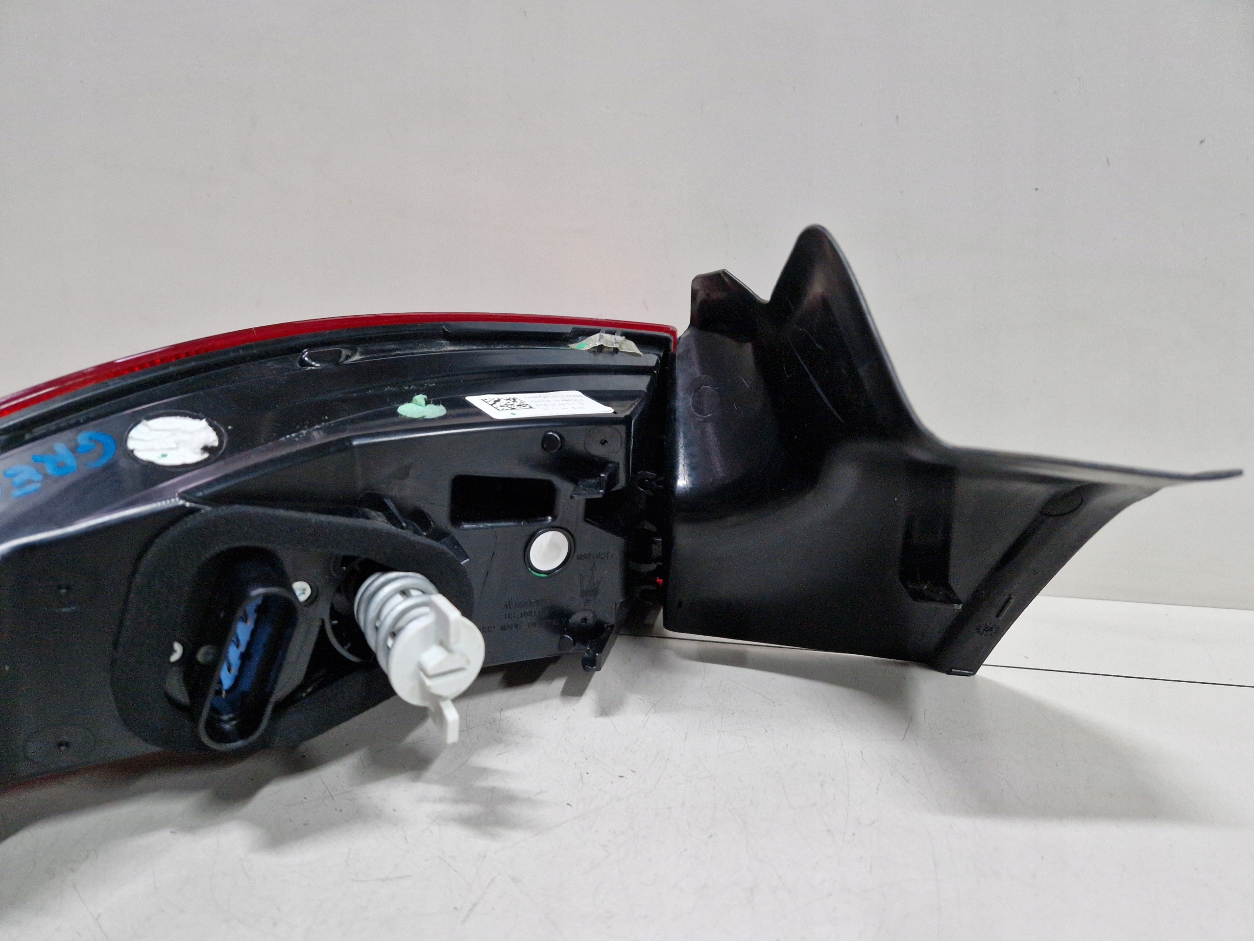 фонарь правый MASERATI GRECALE M182 670157329