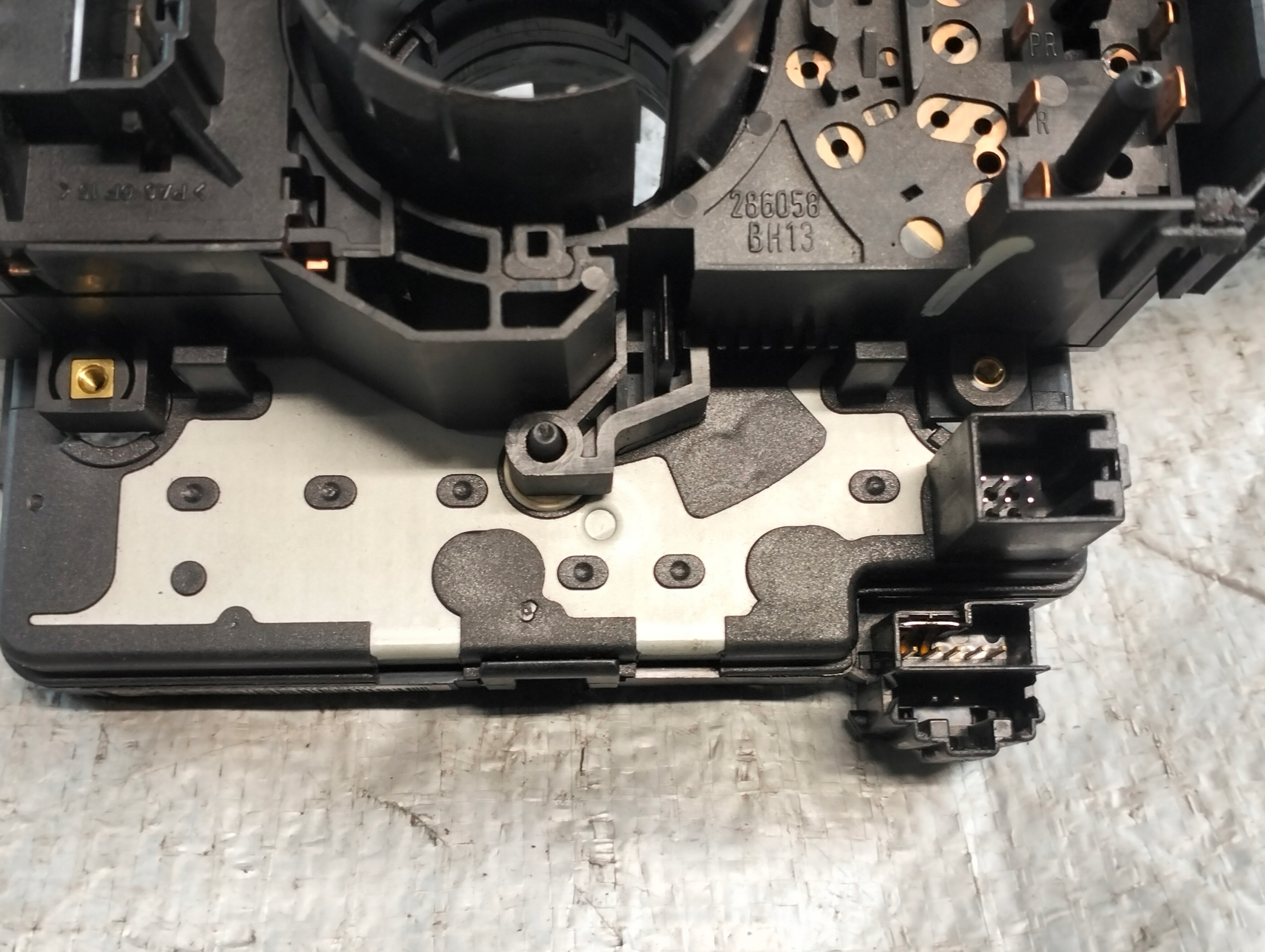 steering wheel levers and controls Z ring VW SHARAN and 01r 1.9TDI