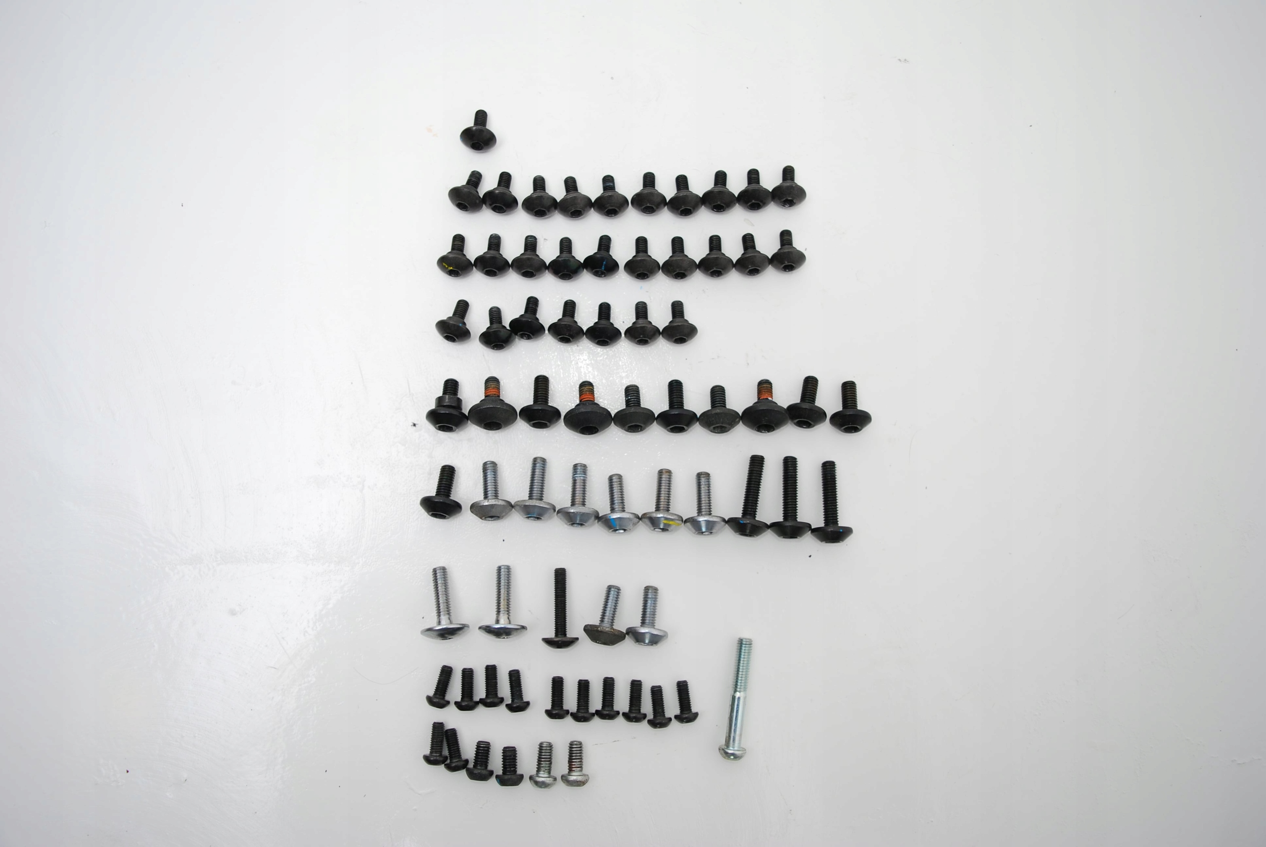 Болт обтічника YAMAHA XSR 700