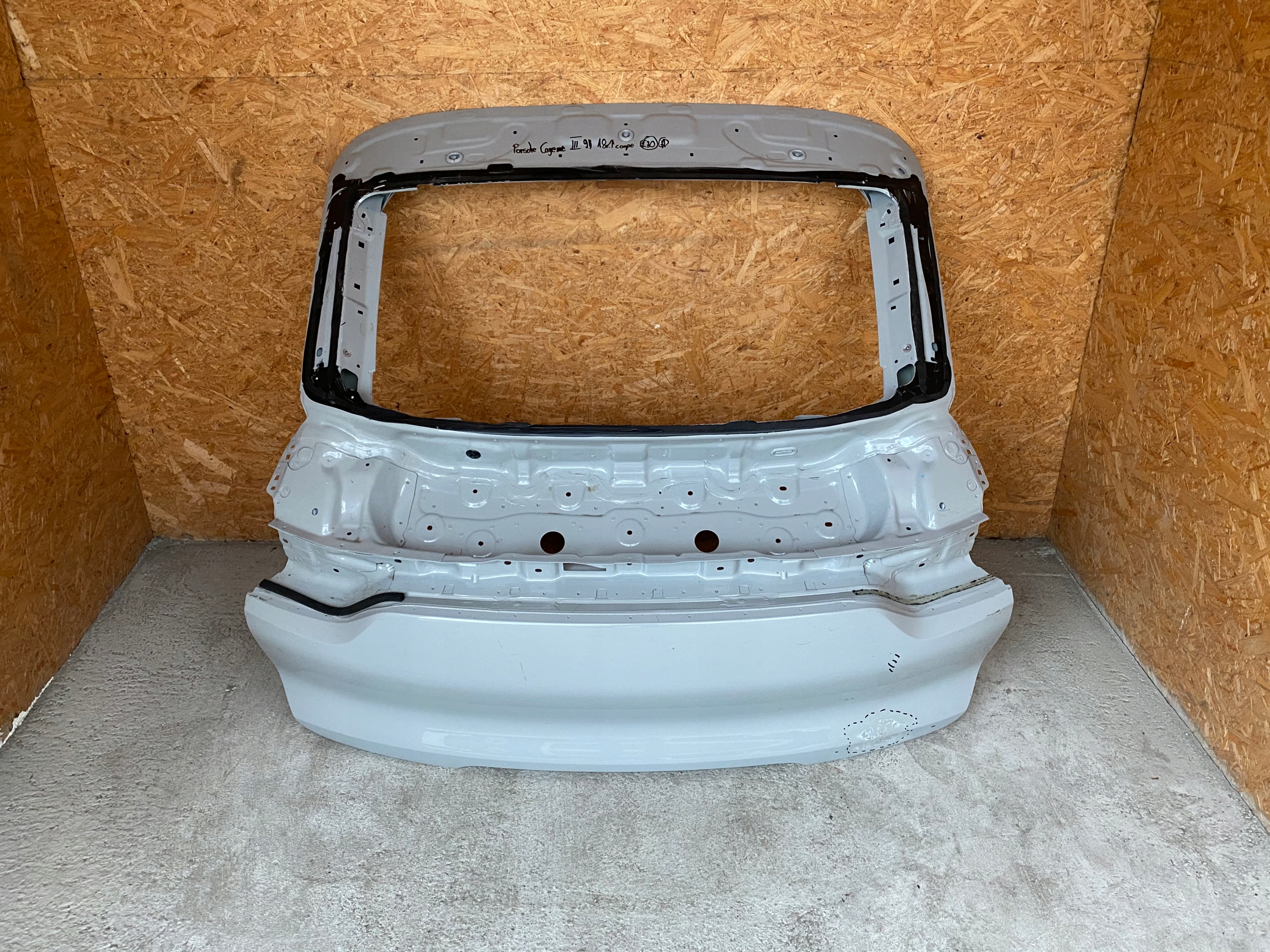 PORSCHE CAYENNE COUPE 9Y 2019r- KLAPA BAGAŻNIKA