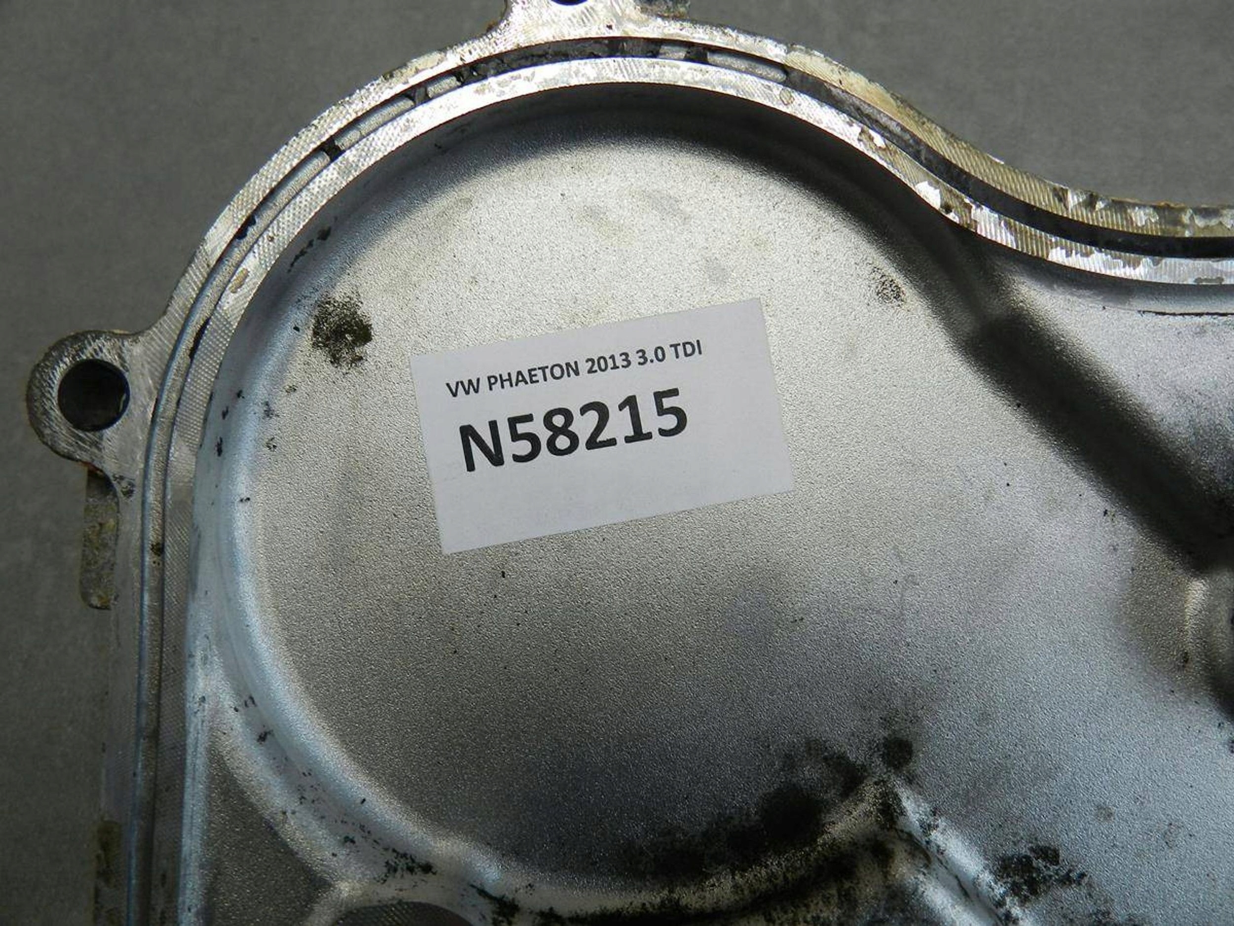 Volkswagen Phaeton cover cams 059103153AN