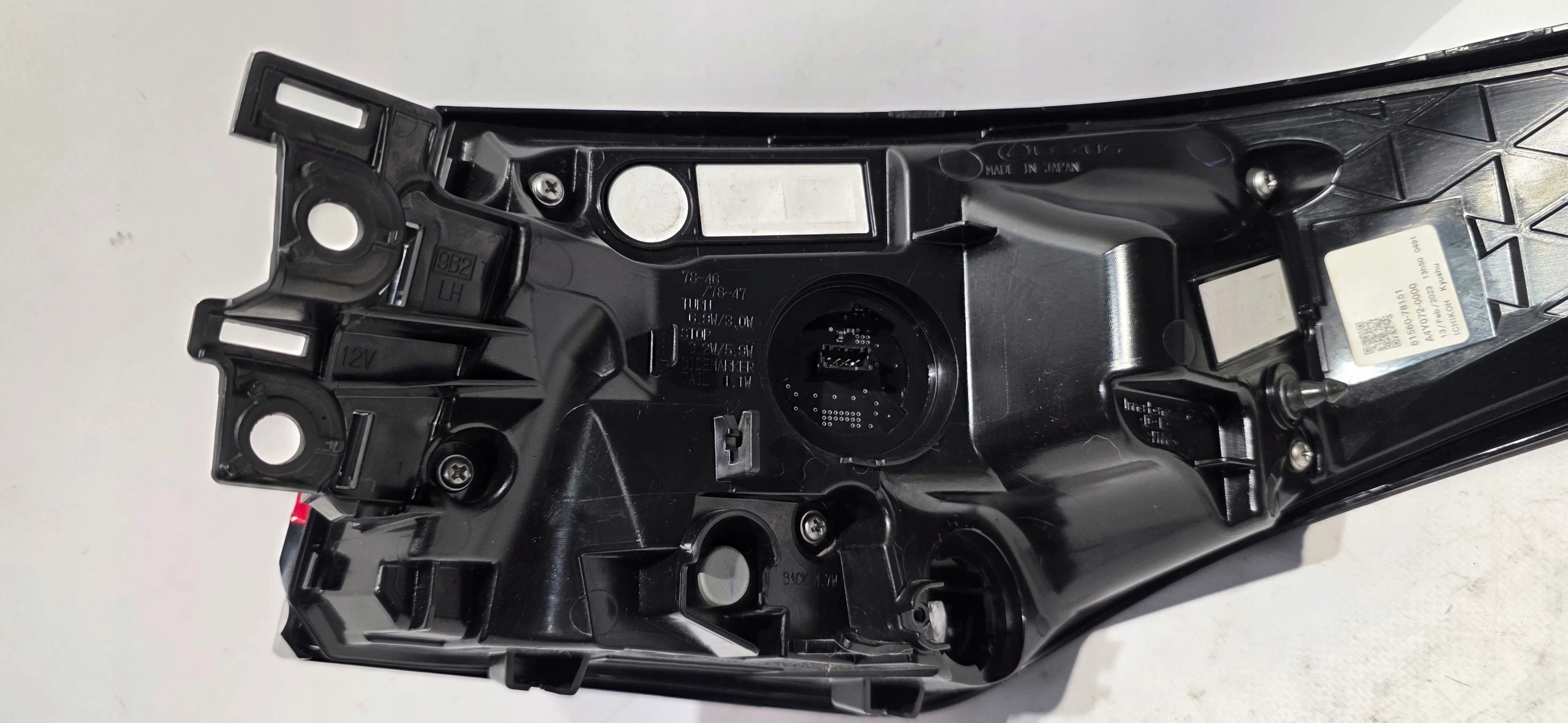 light left rear part rear LED LEXUS NX II 21- original EUROPA 81560-78151