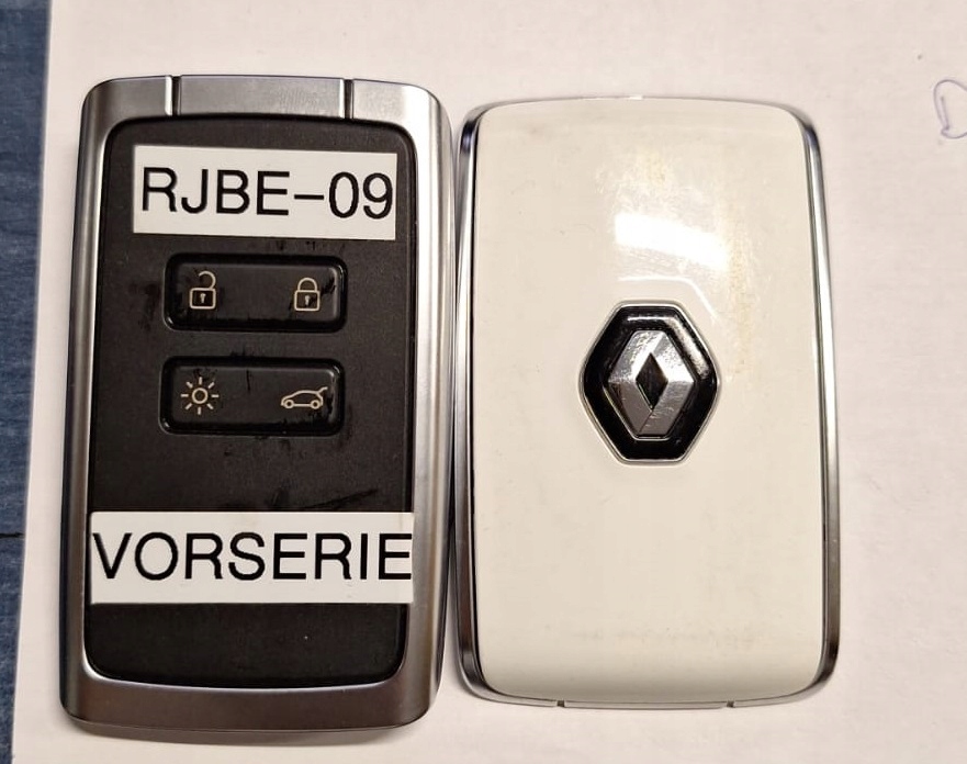 KARTA Clé RENAULT CAPTUR II OE