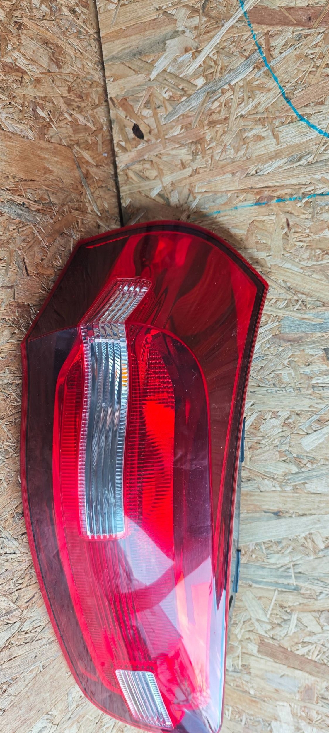 light rear rear part side left Citroen C4 II Picasso 9676120780