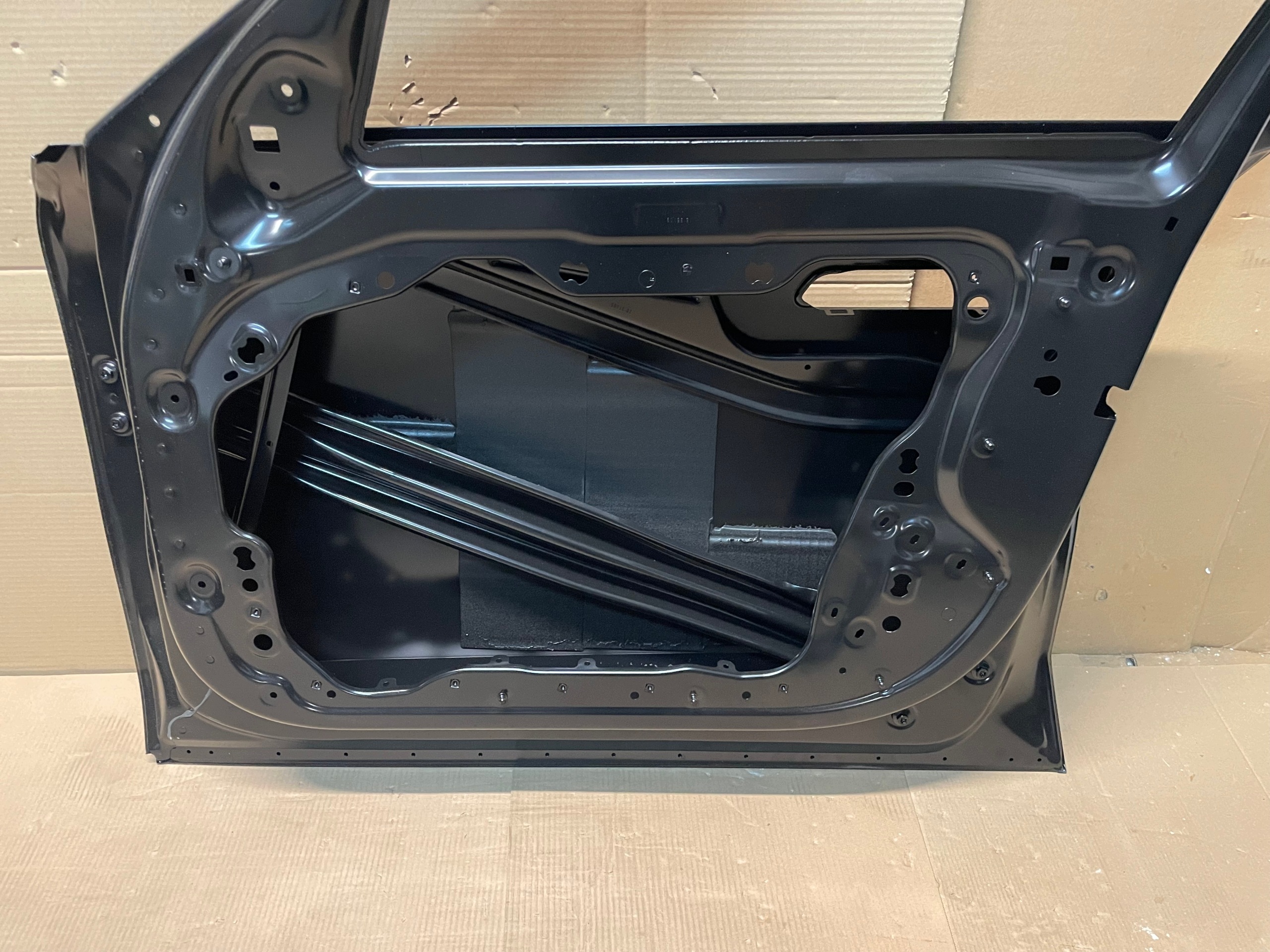 dveře předek pravé BMW 7 G70 originál nové