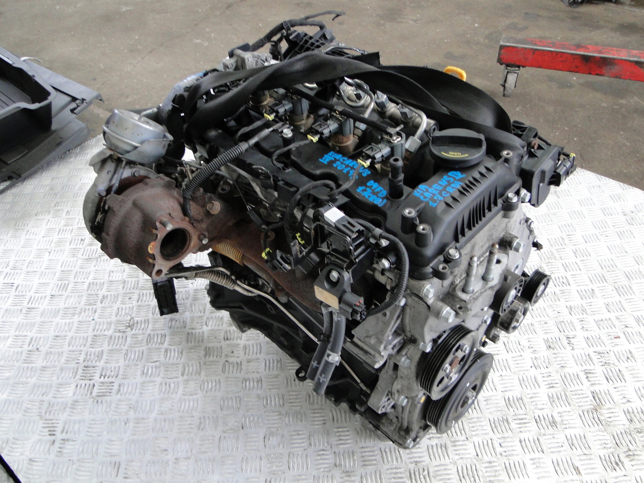 Двигатель kia 1.7 D4FD CARENS IV 2014