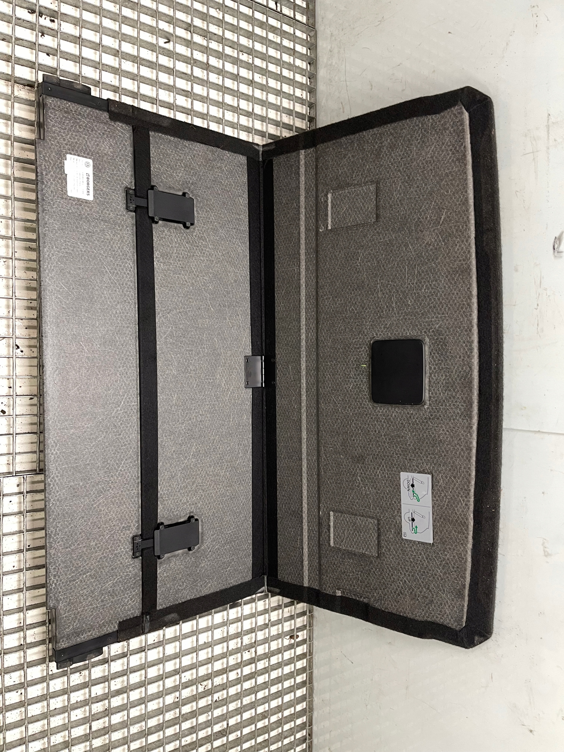 VW PASSAT B8 floor mats boot KOMBI 3G9863463