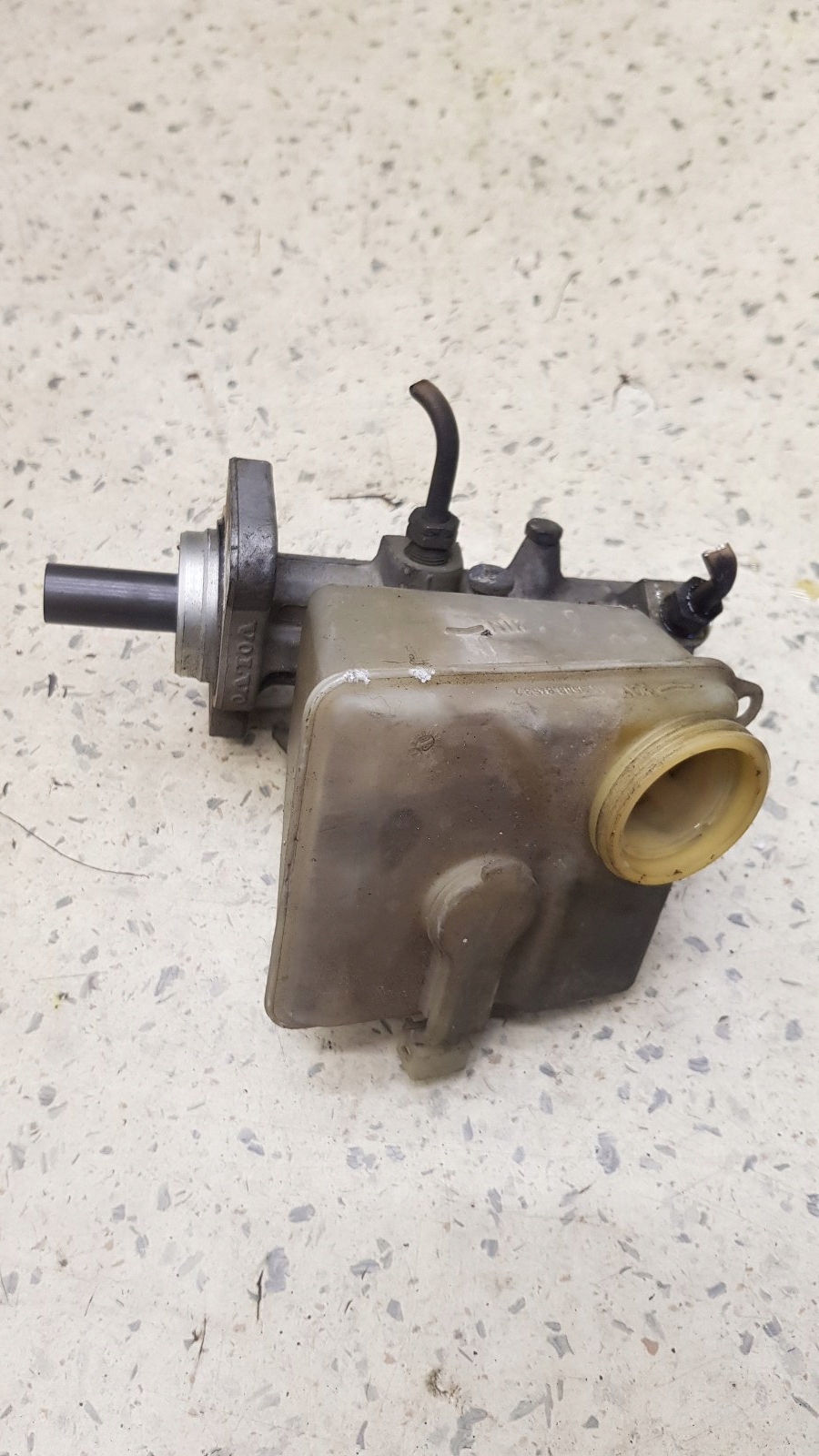 насос volvo S80 2.9T