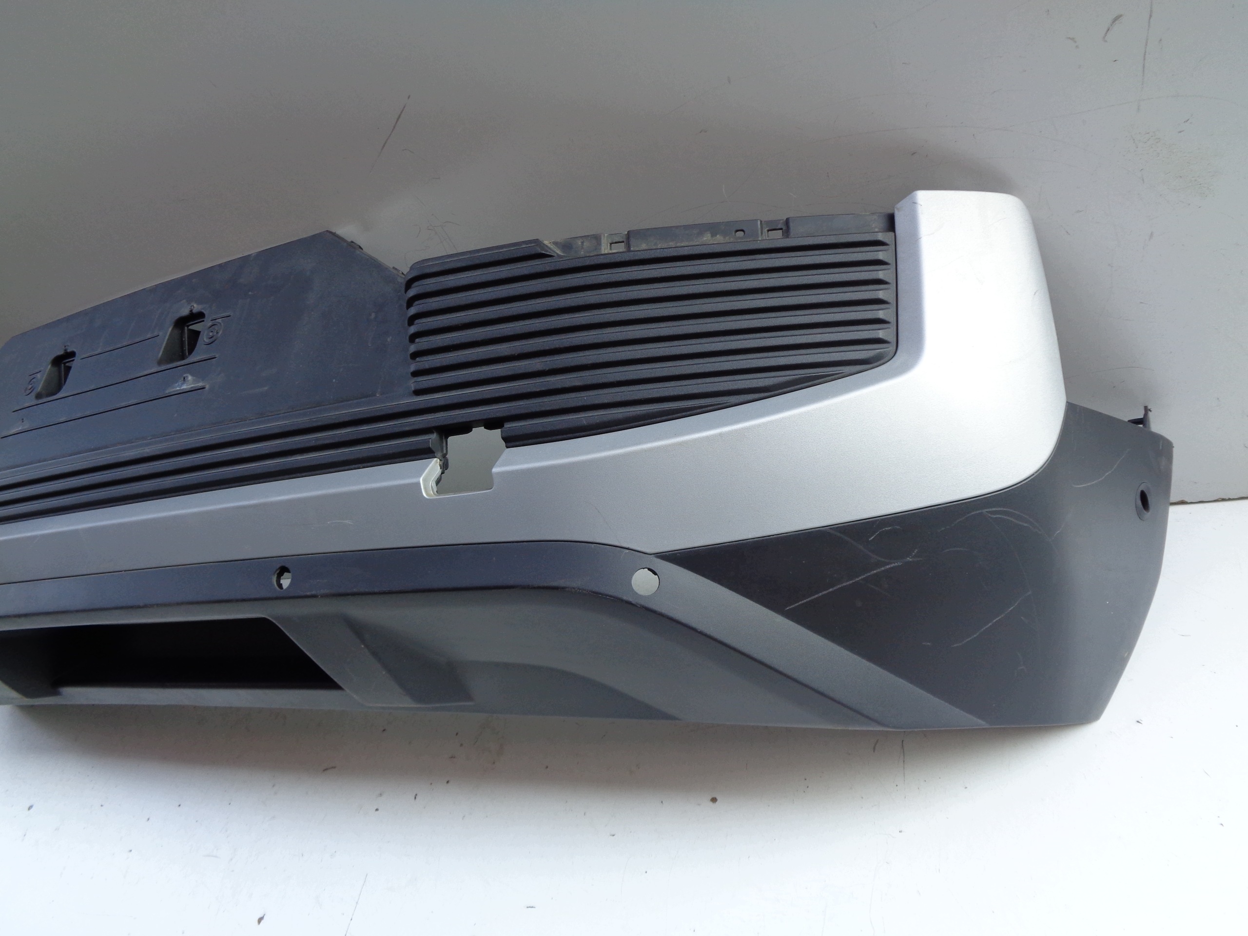 accessori Paraurti posteriore spoiler FORD EXPLORER EV 23- NR 52957