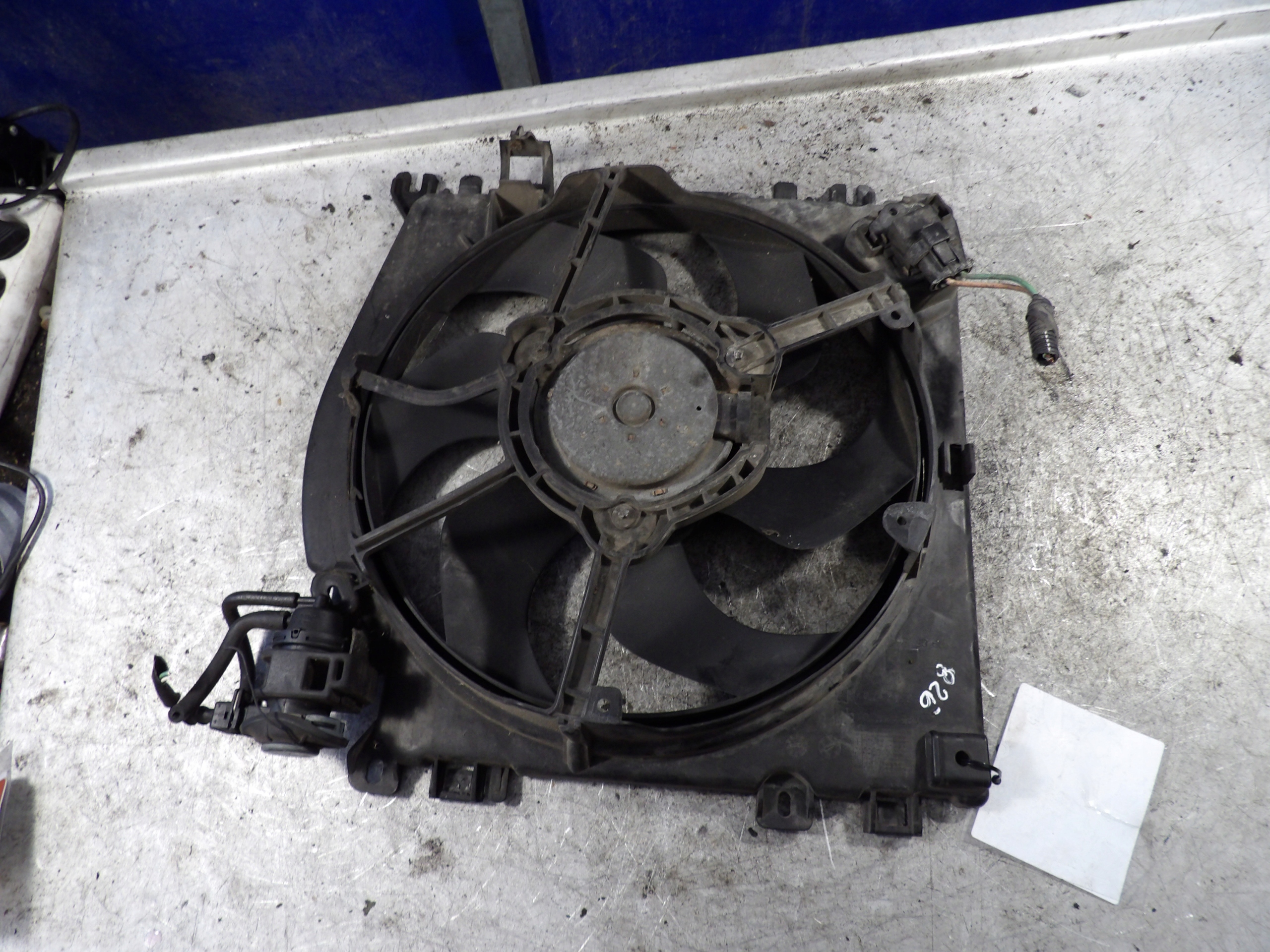 Renault Clio III ventilátor chladiče 1,5DCI