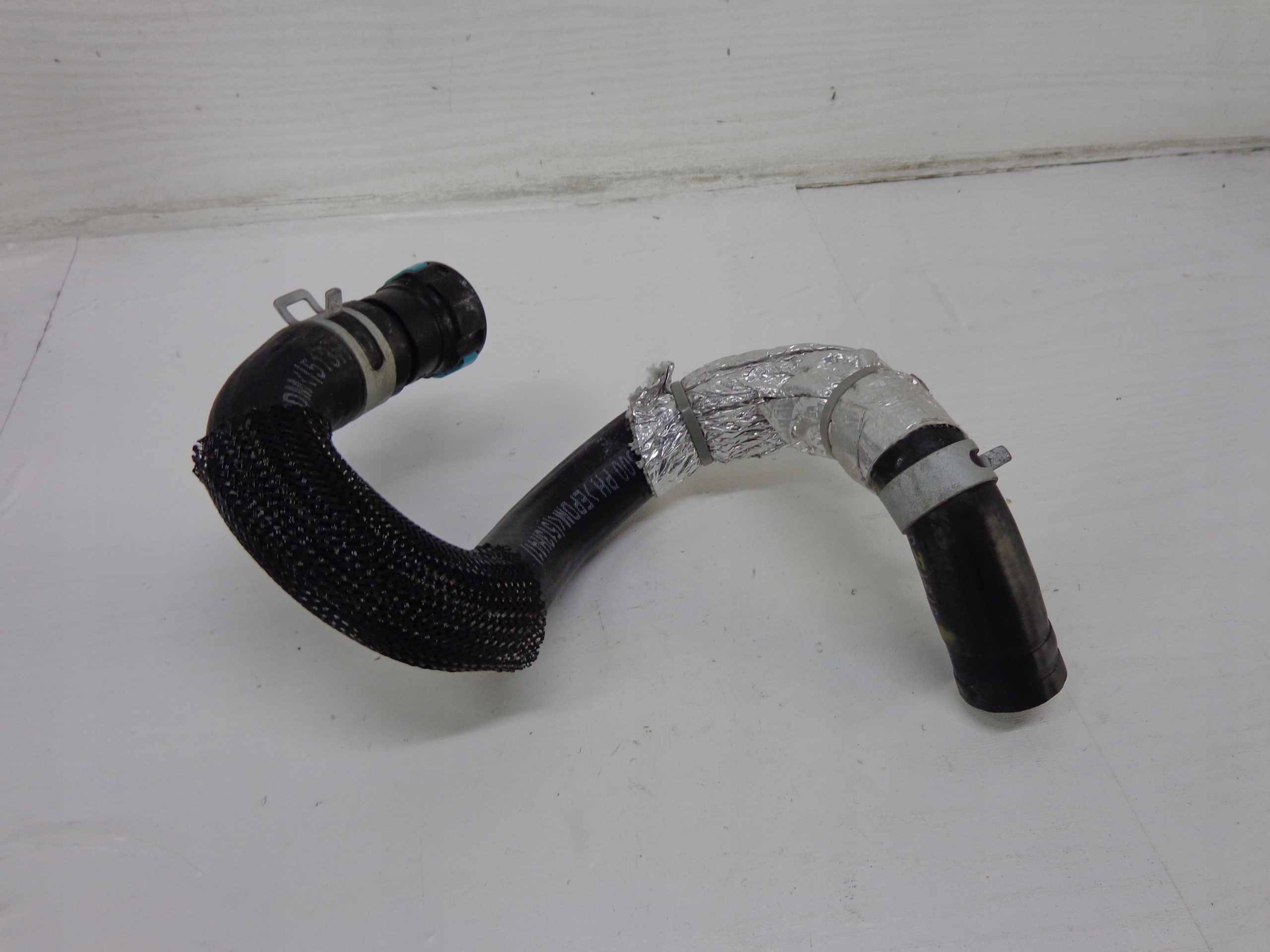 | KIA STINGER GT 3.3 6V PRZEWÓD WĄŻ WODY NAGRZEWNICY