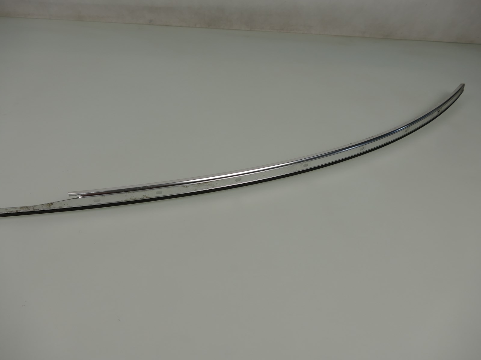 MERCEDES CLS W219 LI moulding bodywork left CHROM