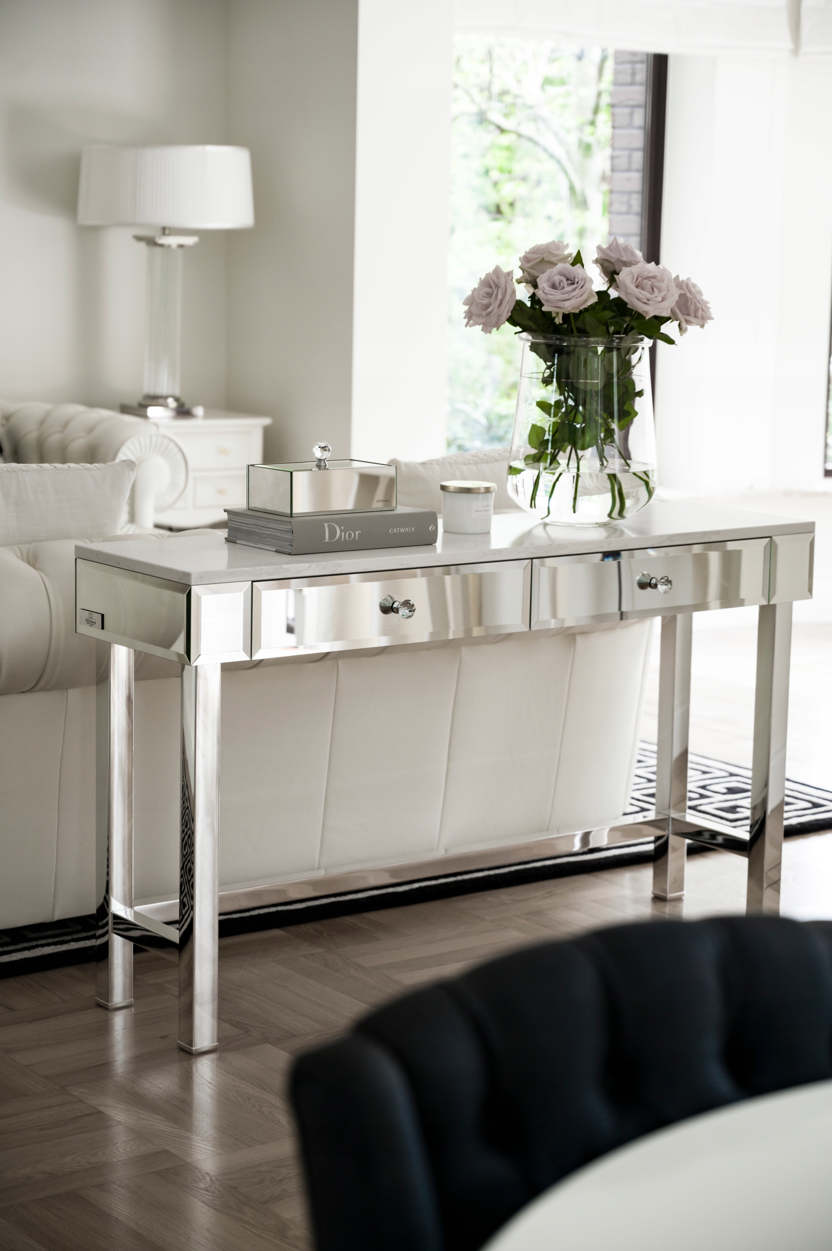 Ekskluzywna konsola lustrzana chrom stelaż Wykończenie połysk