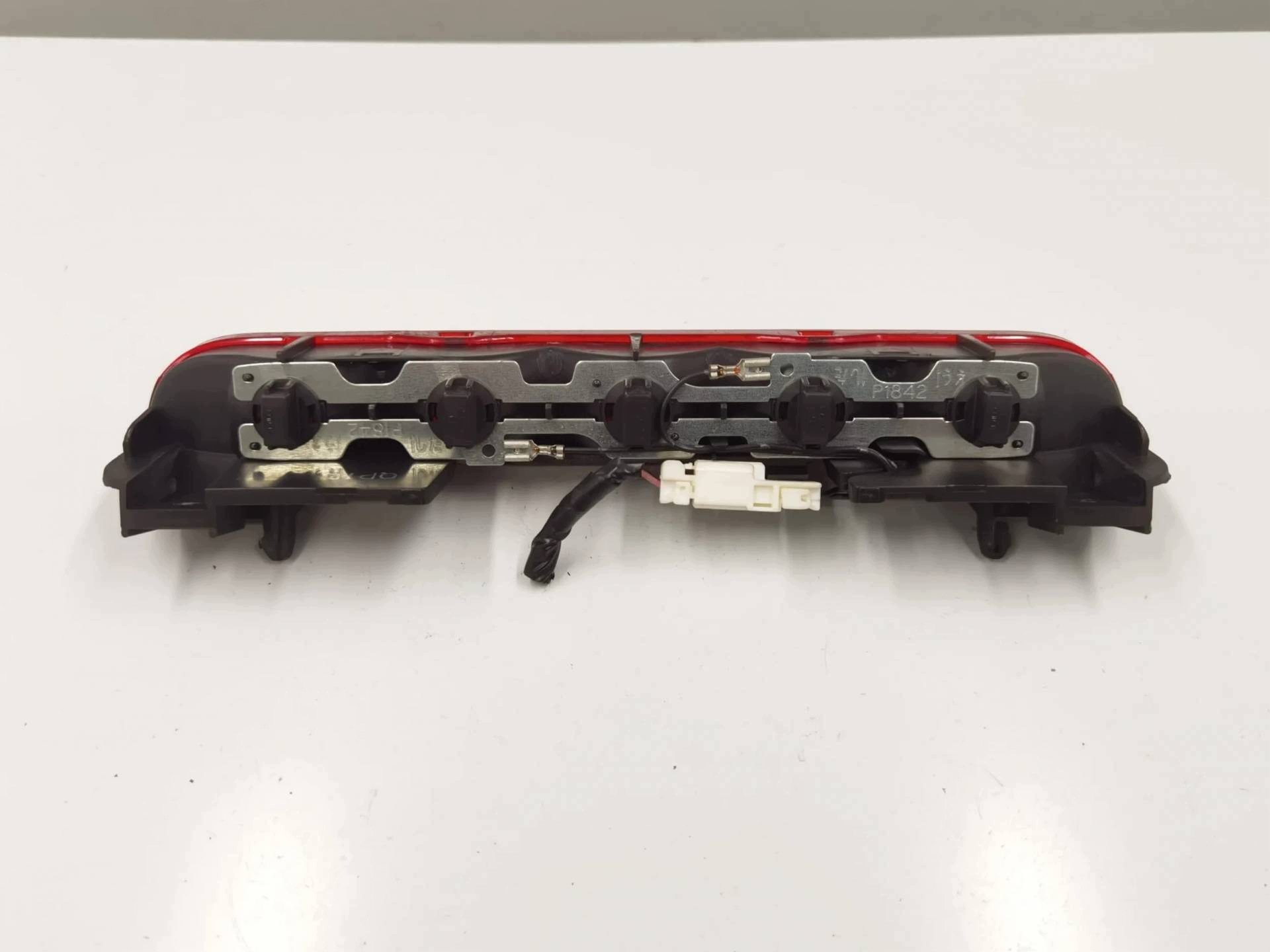 light third brake light Nissan X-Trail T30 facelift 2004 265908H700