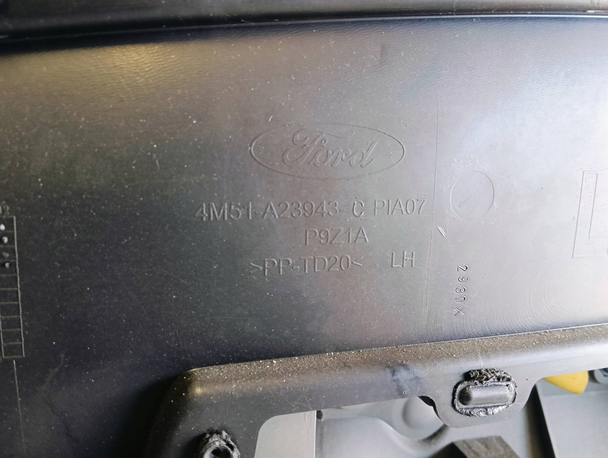 side upholstery door left front FORD Focus MK2 Lift 4M51-A23943-C