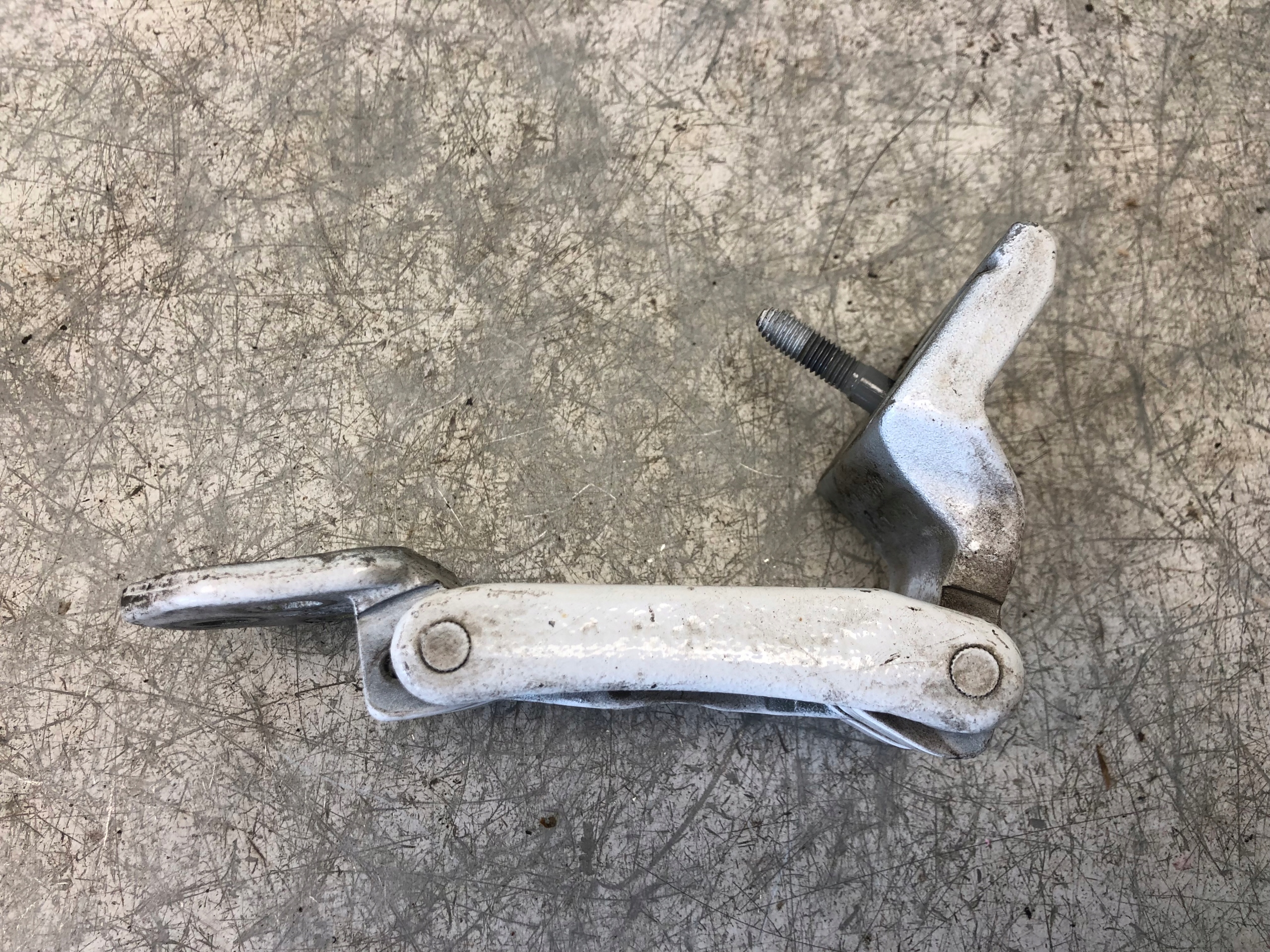 ZAWIAS DRZWI TYŁ 270 STOPNI RENAULT MASTER IV Producent części Renault OE