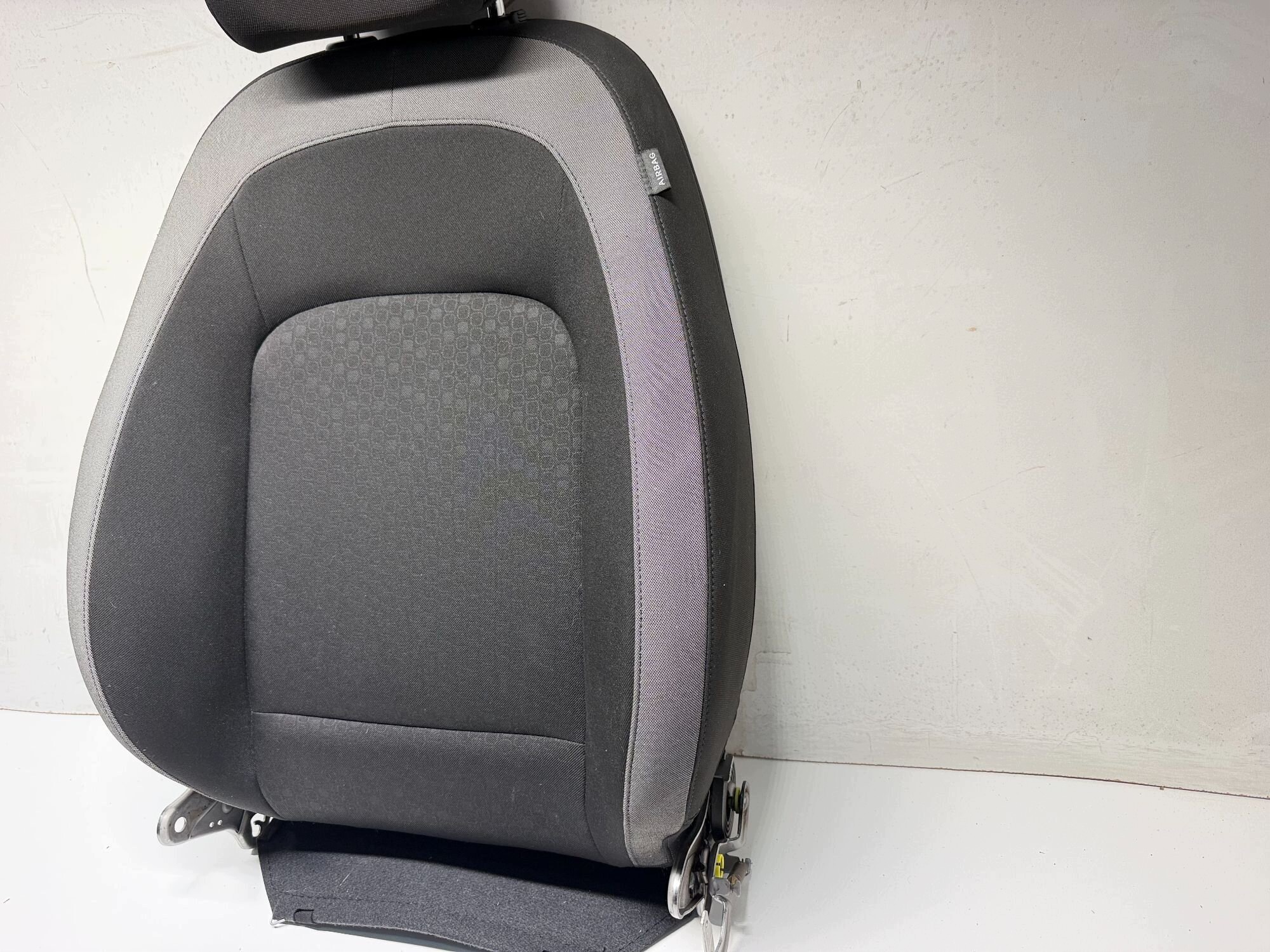 backrest seat left front HYUNDAI KONA 17-23 nice