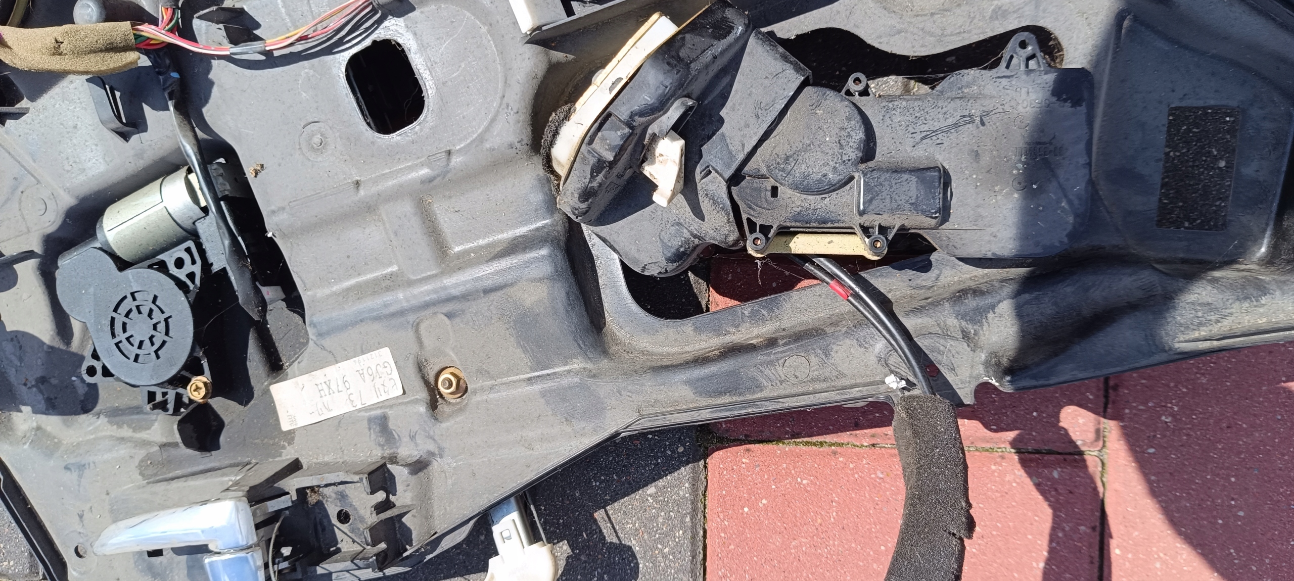 MAZDA 6 GG window regulator left rear rear part lock KOMPLET GJ6A97XH