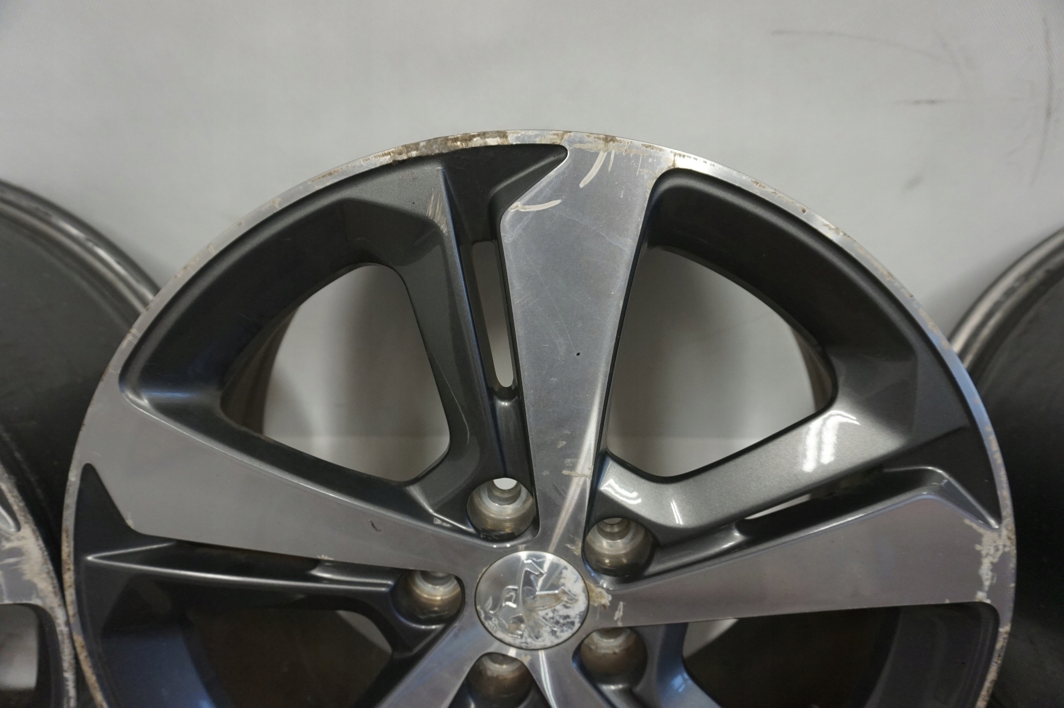 FELGI ALUFELGI PEUGEOT 308 II T9 7.5Jx17 5x108 et Liczba felg w ofercie 4 szt.