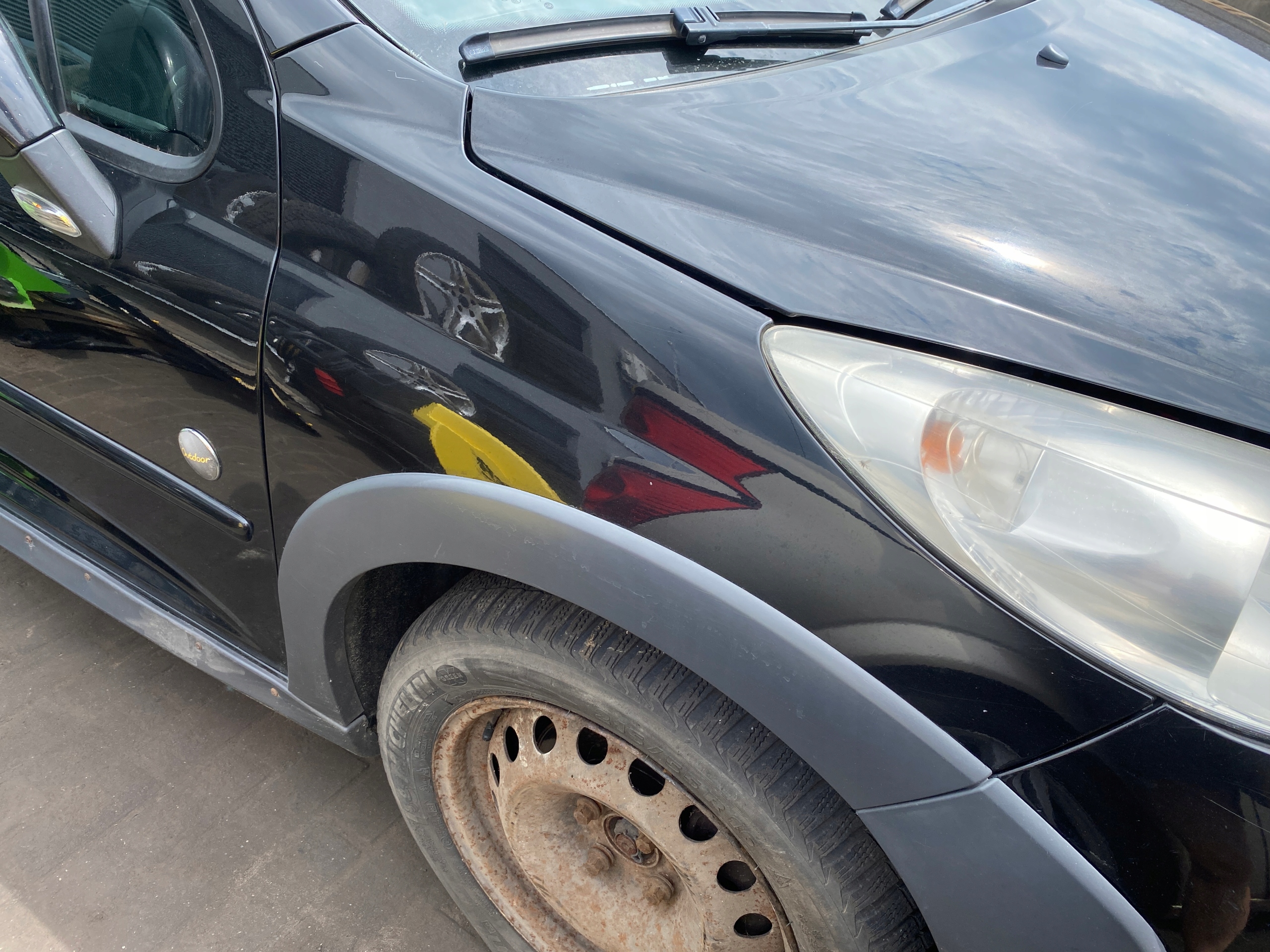 fender left front front Peugeot 207 SW 06-13 kod lakieru EXLD