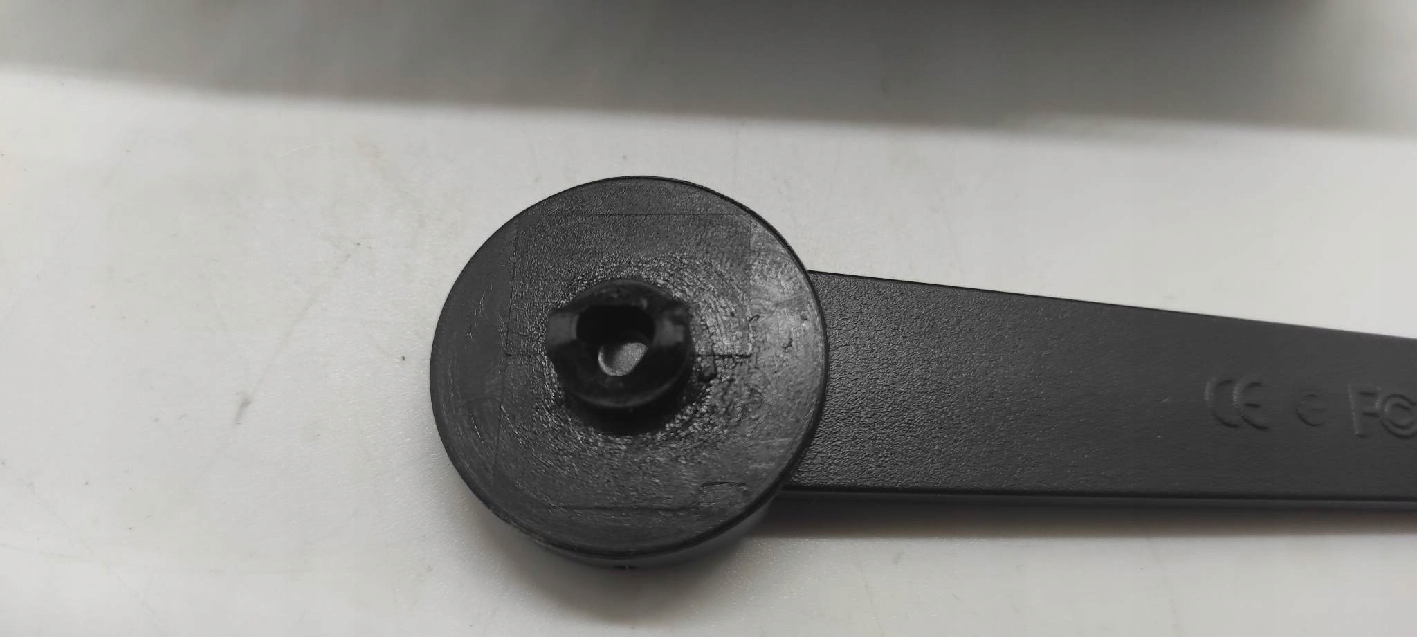 SOLAR CRANK RADIO Solarne radio awaryjne z latarką Radio FM AM