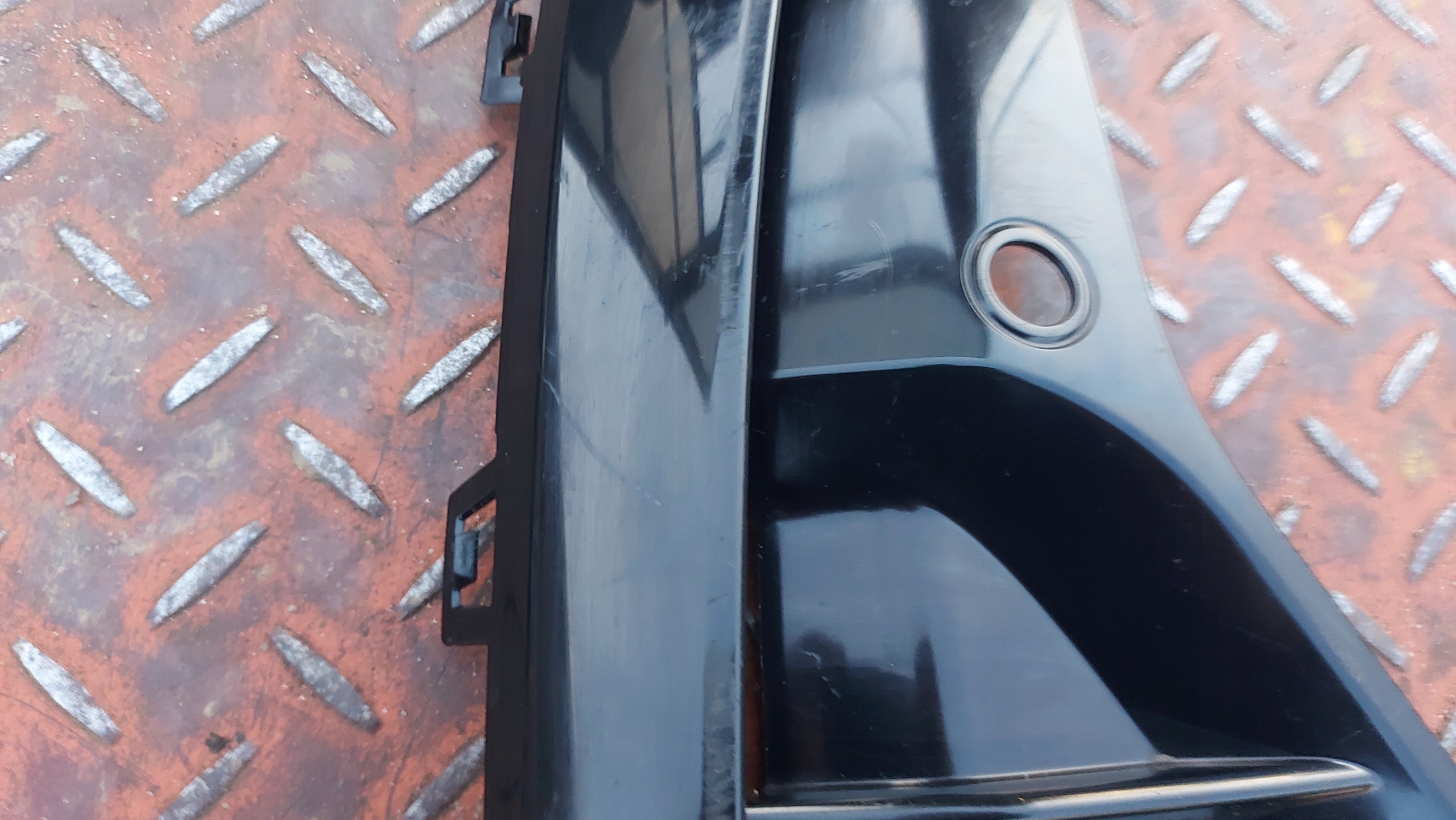 moulding grid of a bumper right right front BMW X3 G01 21