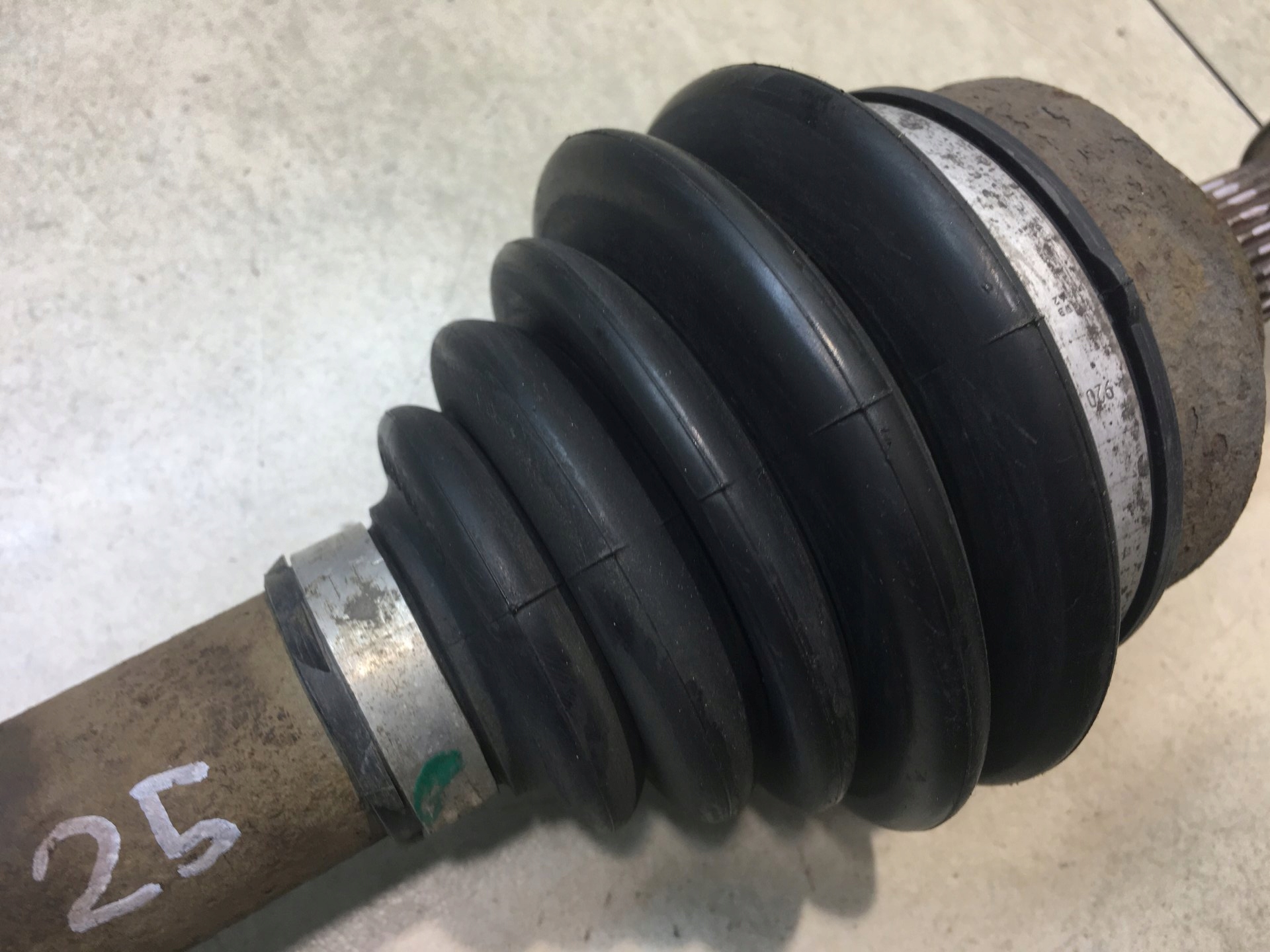 semi-axis left short. CITROEN C4 and 1.6 HDI