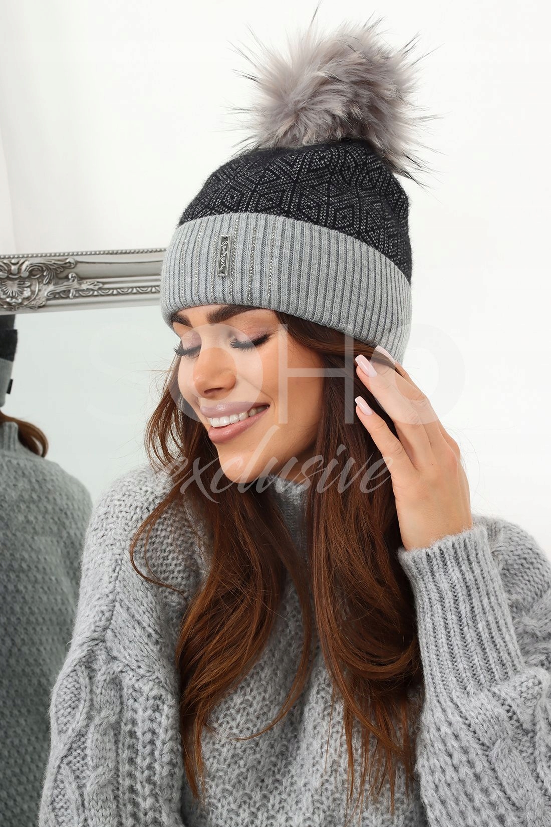 CZAPKA DAMSKA ZIMOWA CIEPŁA WYGODNA GRUBA KOBIECA SPORTOWA OŁÓWKOWA 2454 Rozmiar uniwersalny