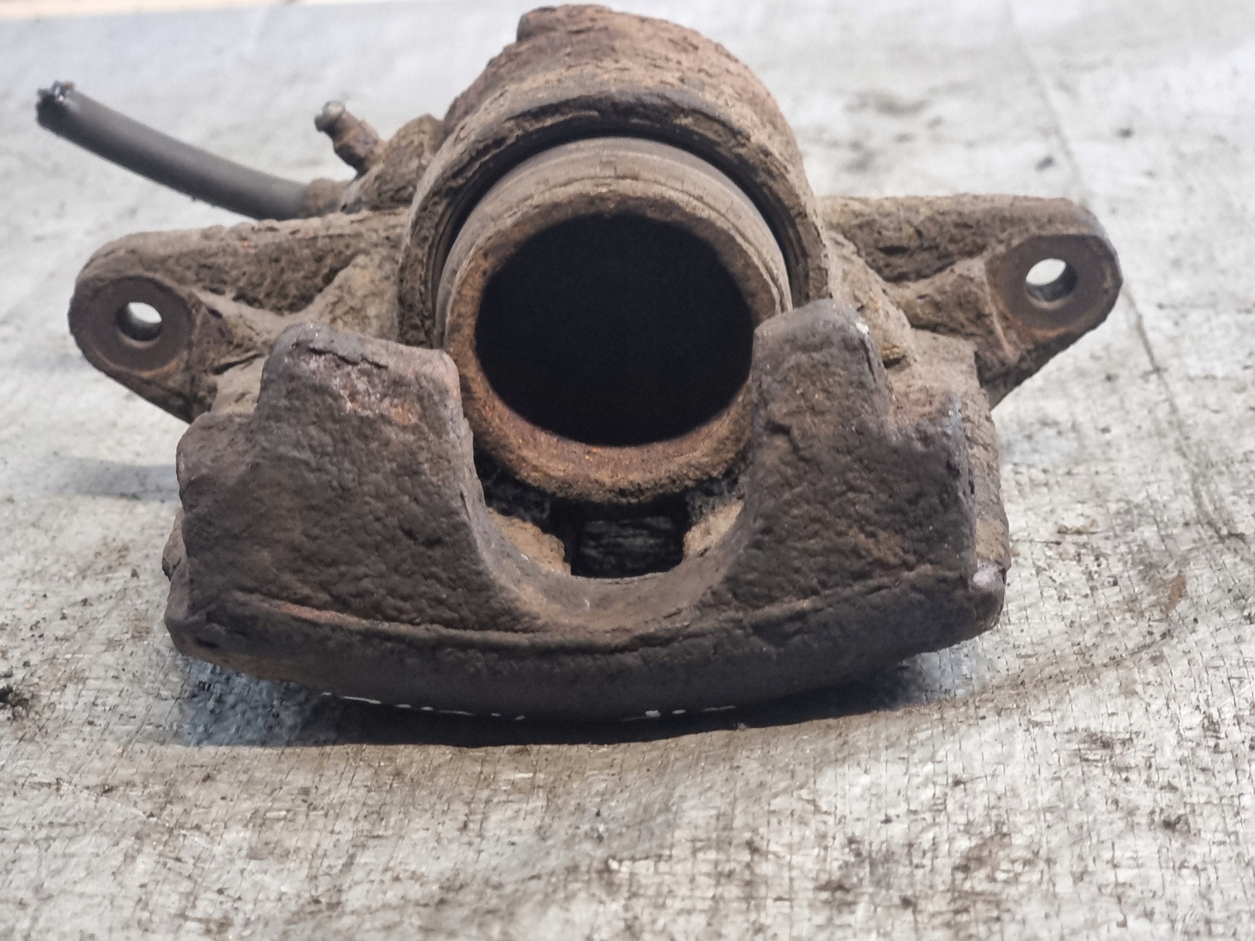 caliper brake left front CITROEN BERLINGO and FL 1.6 HDI 55kW 07r