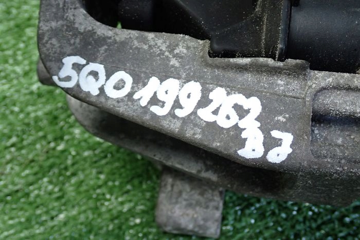 VW AUDI SEAT SKODA engine mount 5Q0199262BJ