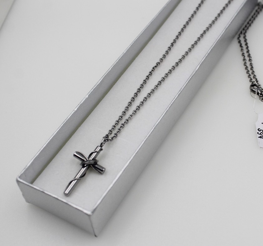 Łacuszek z krzyżykiem stal chirurgiczna 60cm