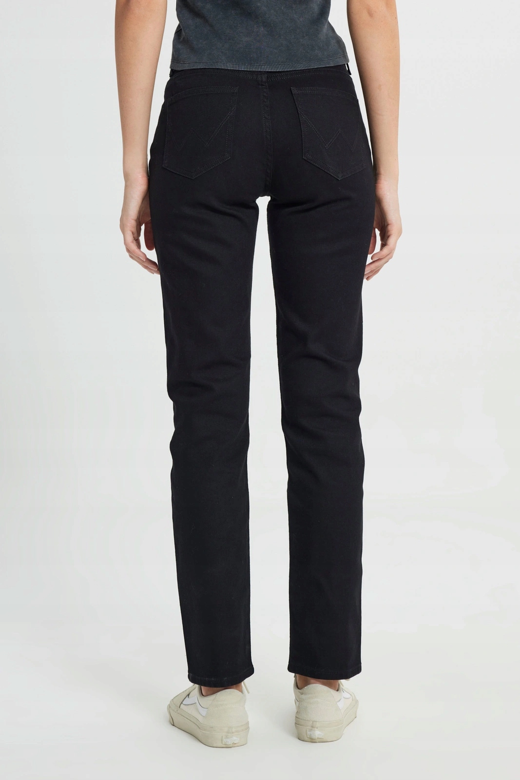Dámské jednoduché džínové kalhoty Wrangler Straight Black 112388567 30/32