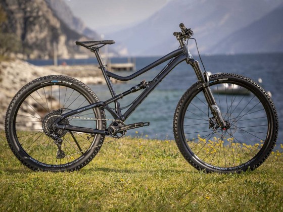 Rower Dartmoor Bluebird Intro, Mullet, Steel Blue mat, L + eBON 200zł Rodzaj przerzutki zewnętrzna