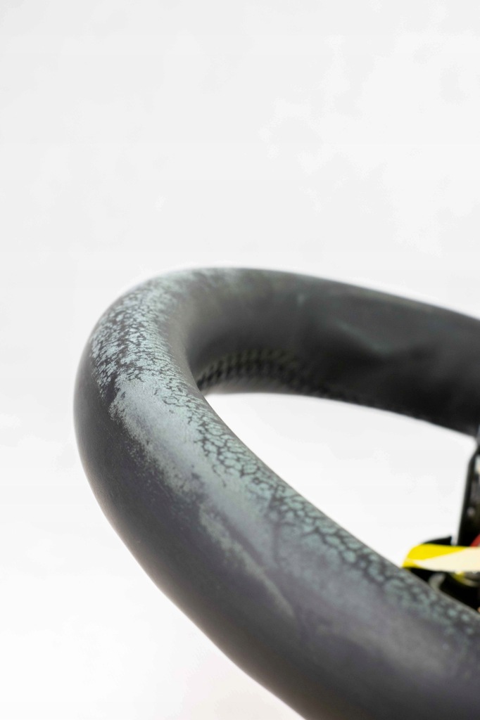 CZARNA FARBA DO RENOWACJI SKÓR KIEROWNIC NAPRAWA TAPICERKI SKÓRZANEJ Numer katalogowy producenta Champagner