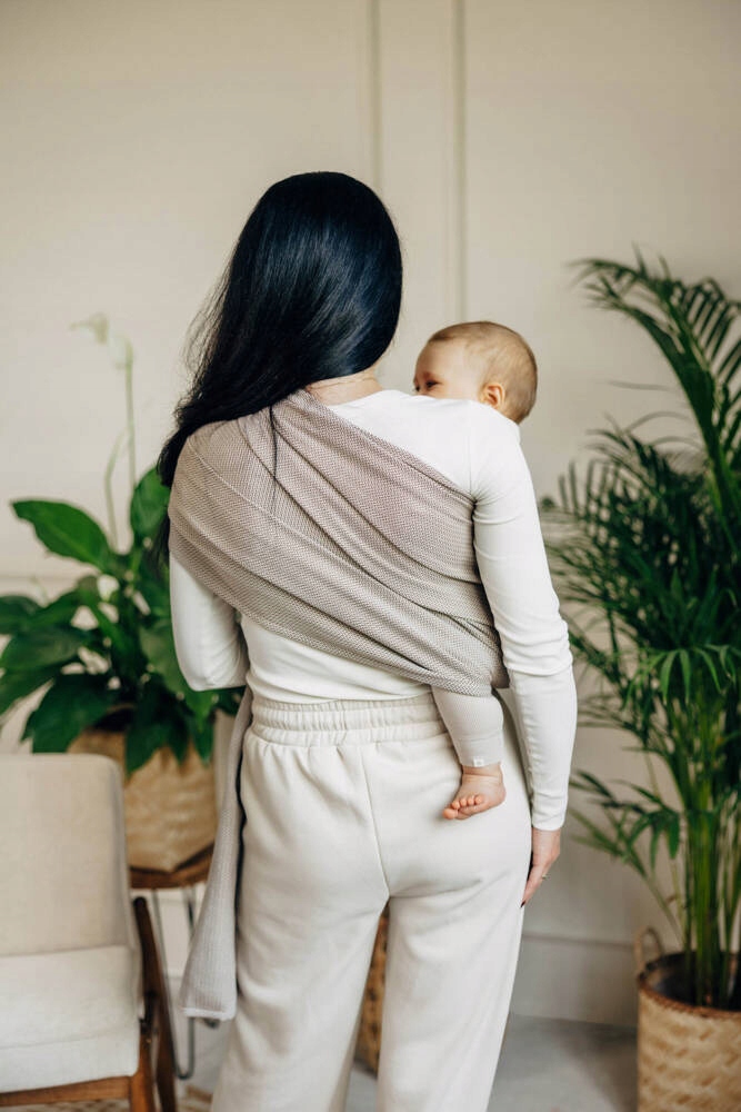 Chusta kółkowa LennyLamb - Mała Jodełka Almond Rozmiar S